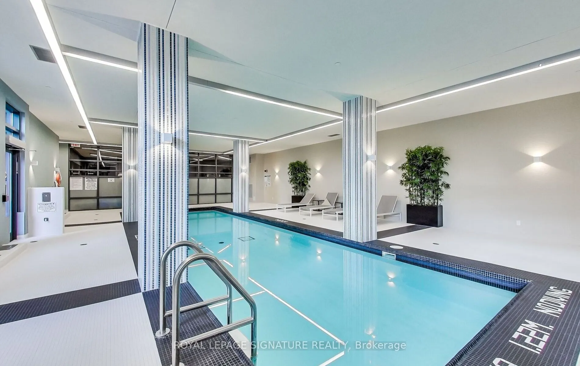 35 Fontenay Court, #807