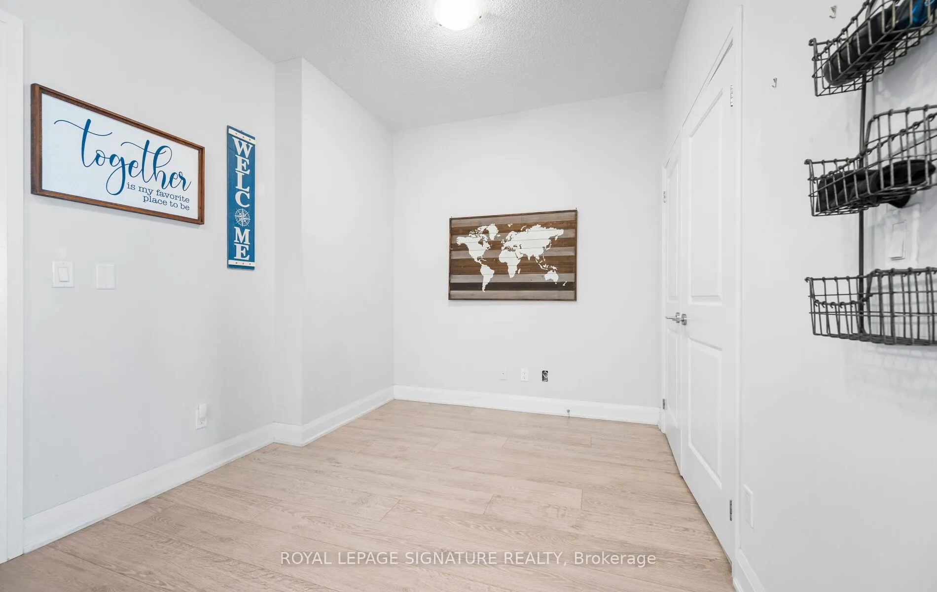 35 Fontenay Court, #807