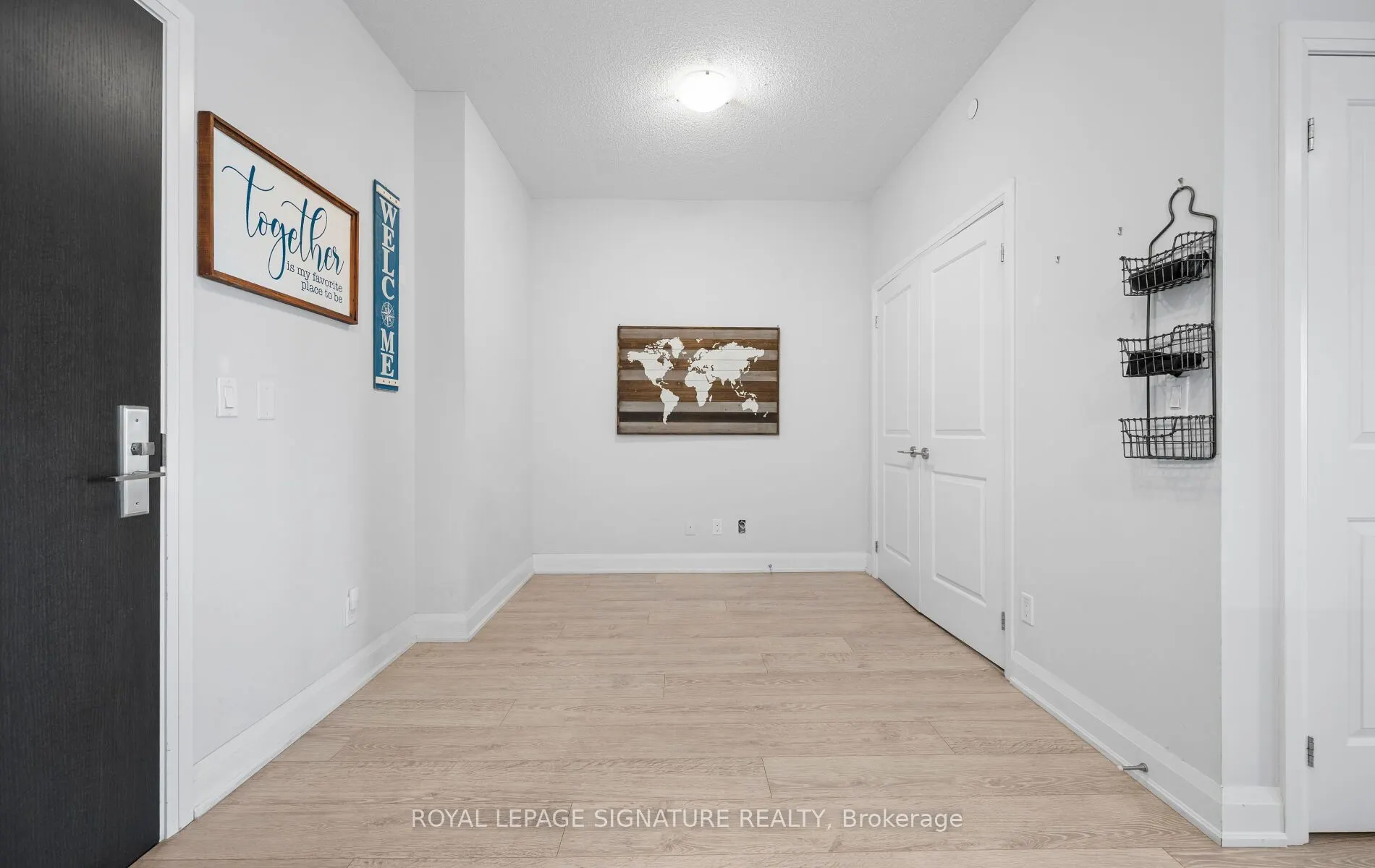 35 Fontenay Court, #807