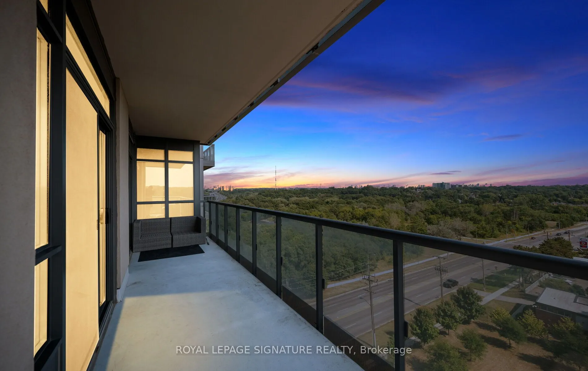 35 Fontenay Court, #807