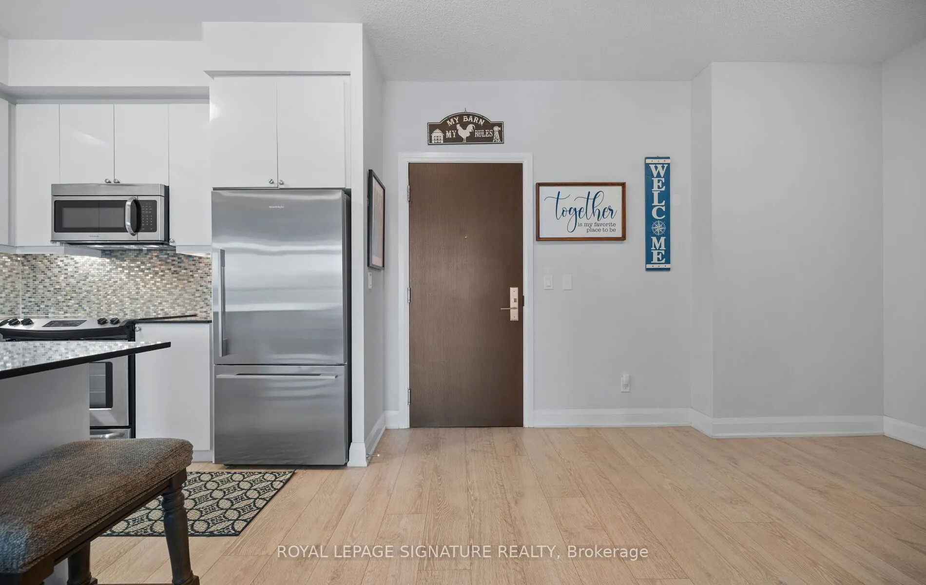 35 Fontenay Court, #807
