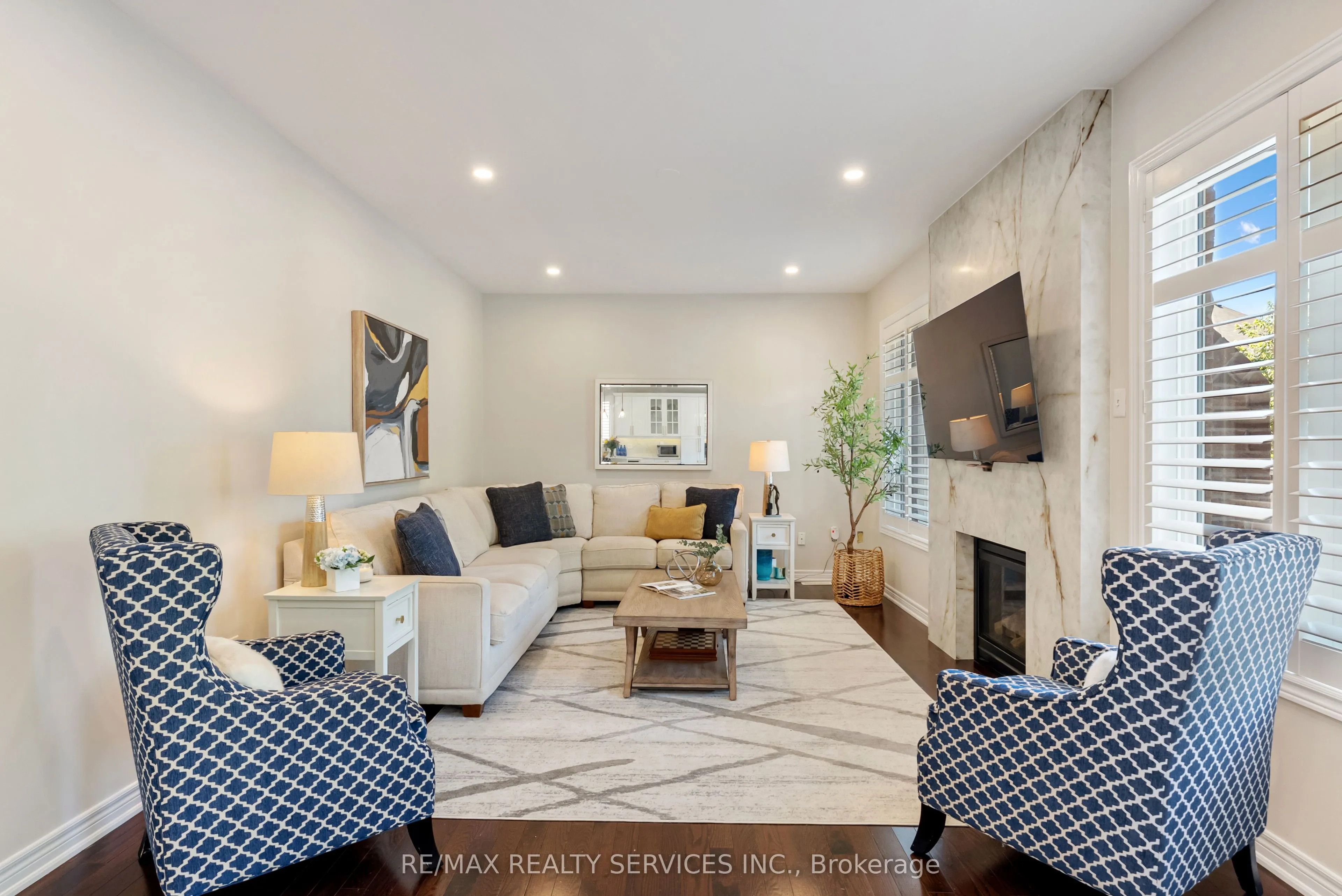 24 George Robinson Drive