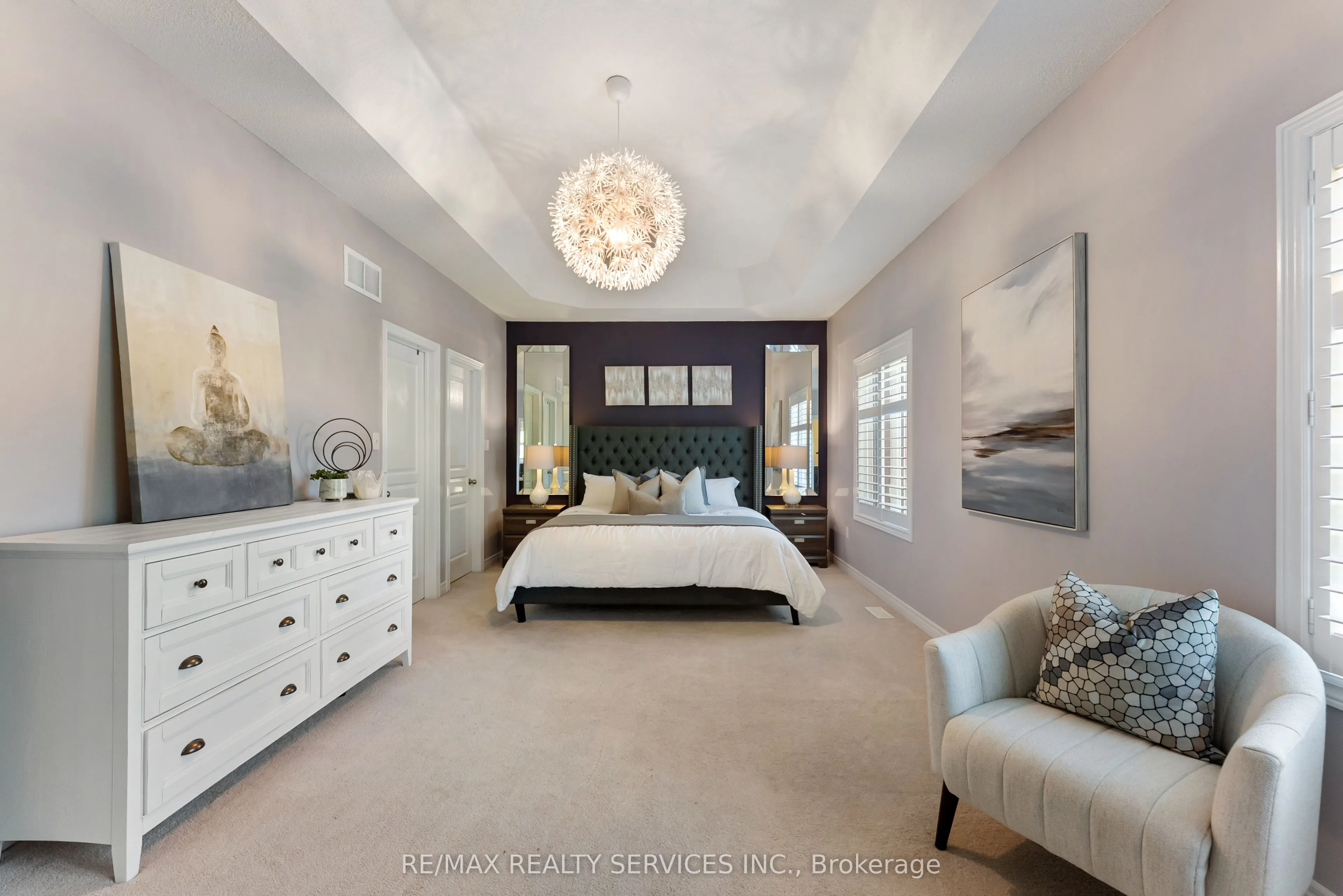 24 George Robinson Drive