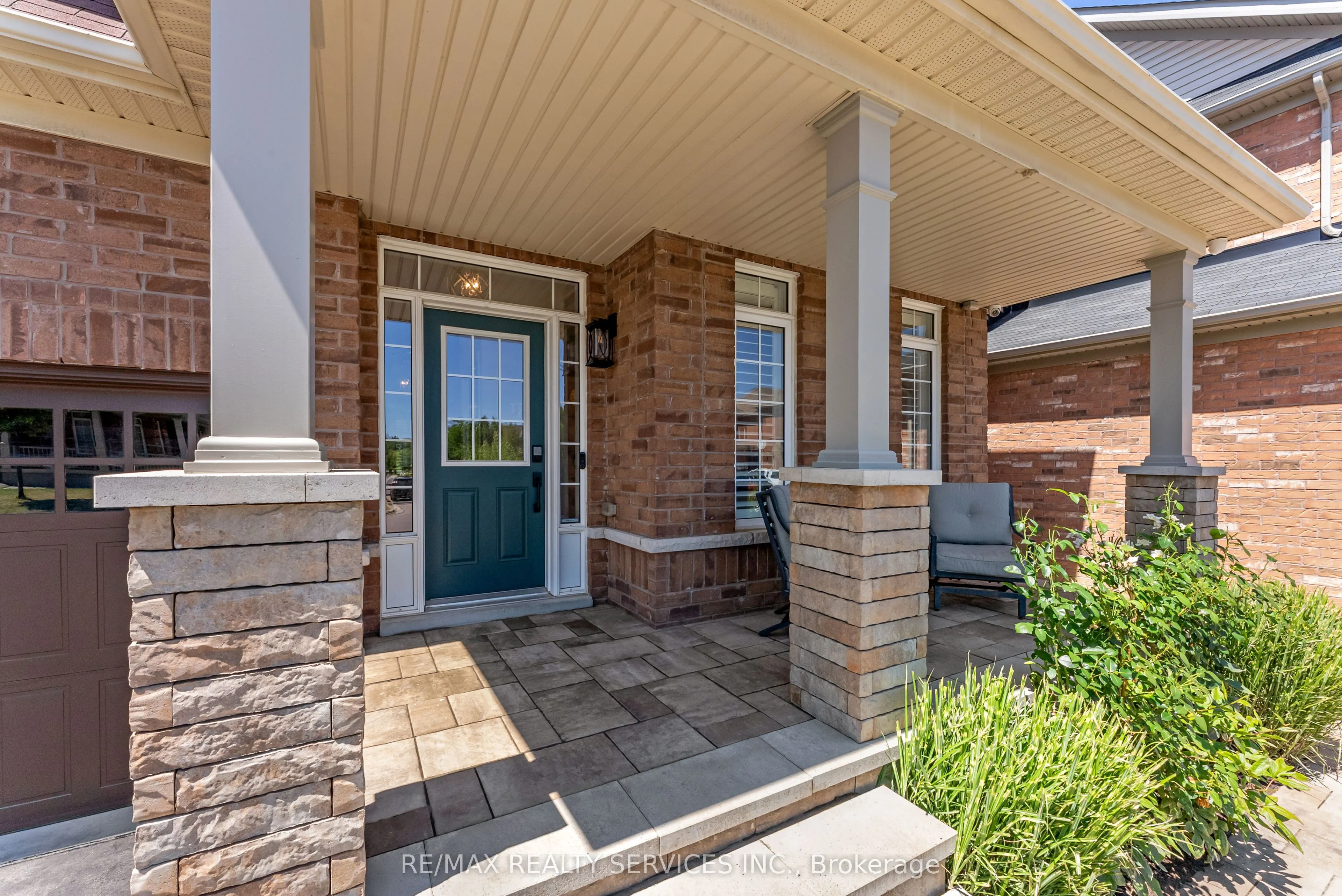 24 George Robinson Drive
