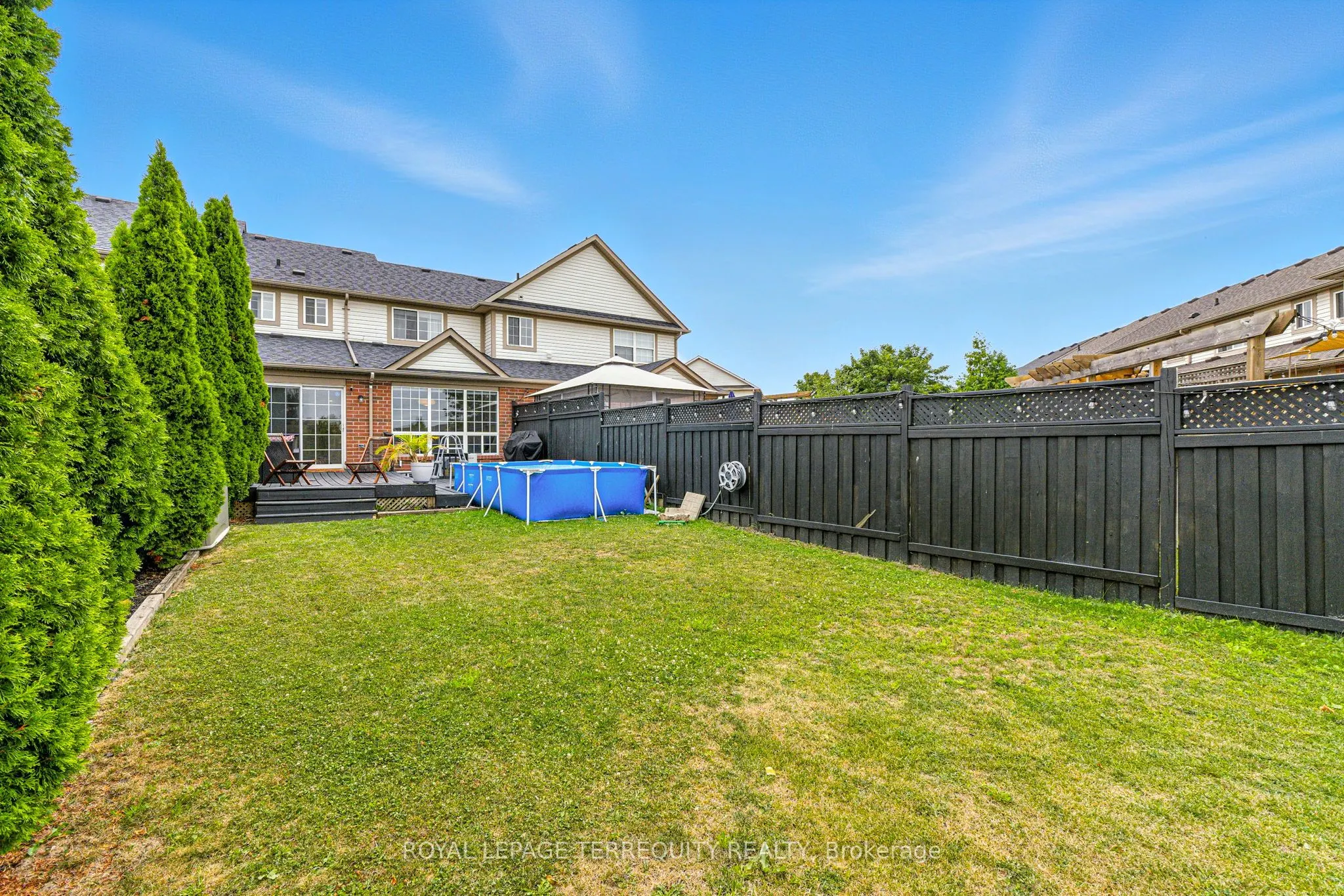 1117 Riddell Crescent