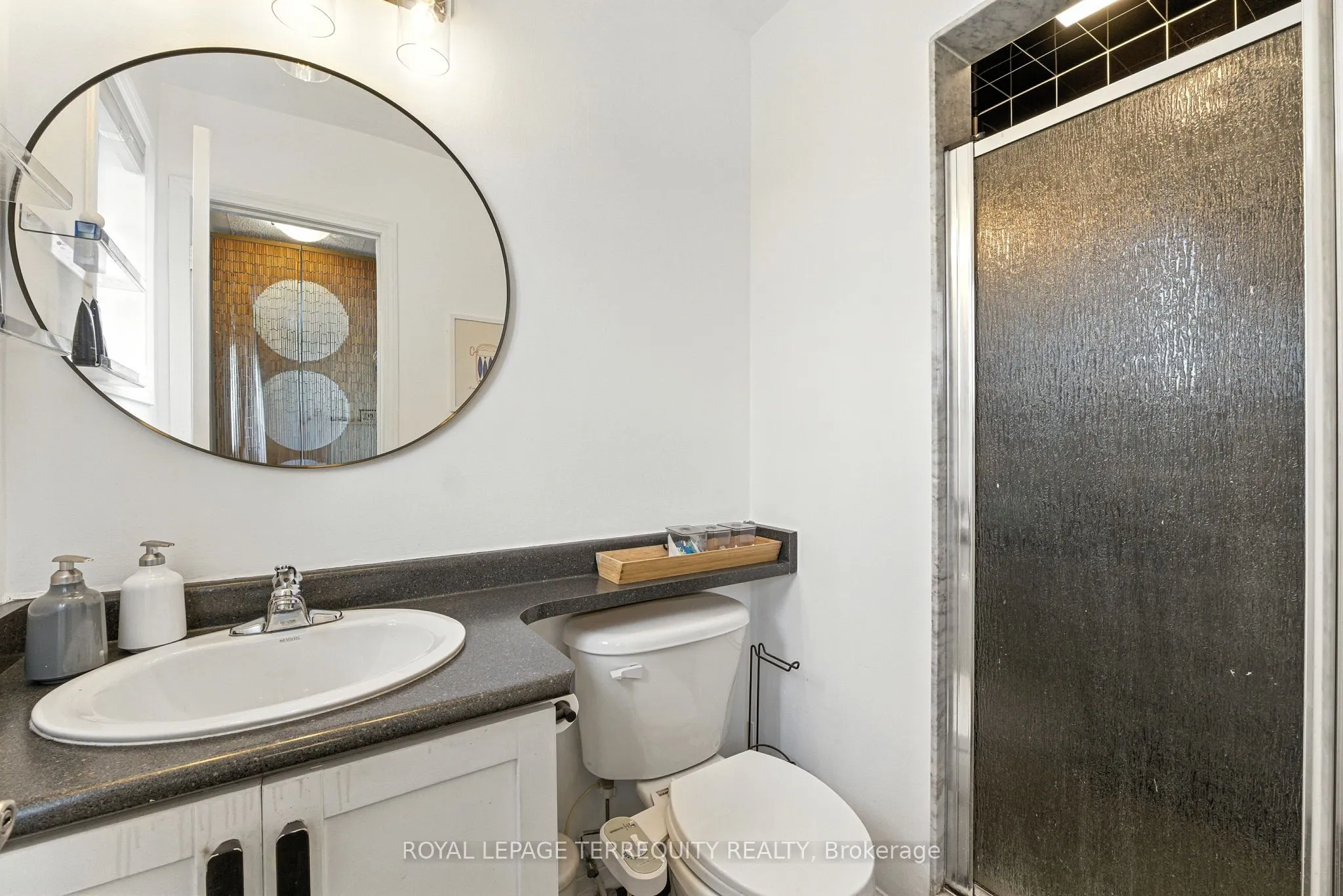 1117 Riddell Crescent