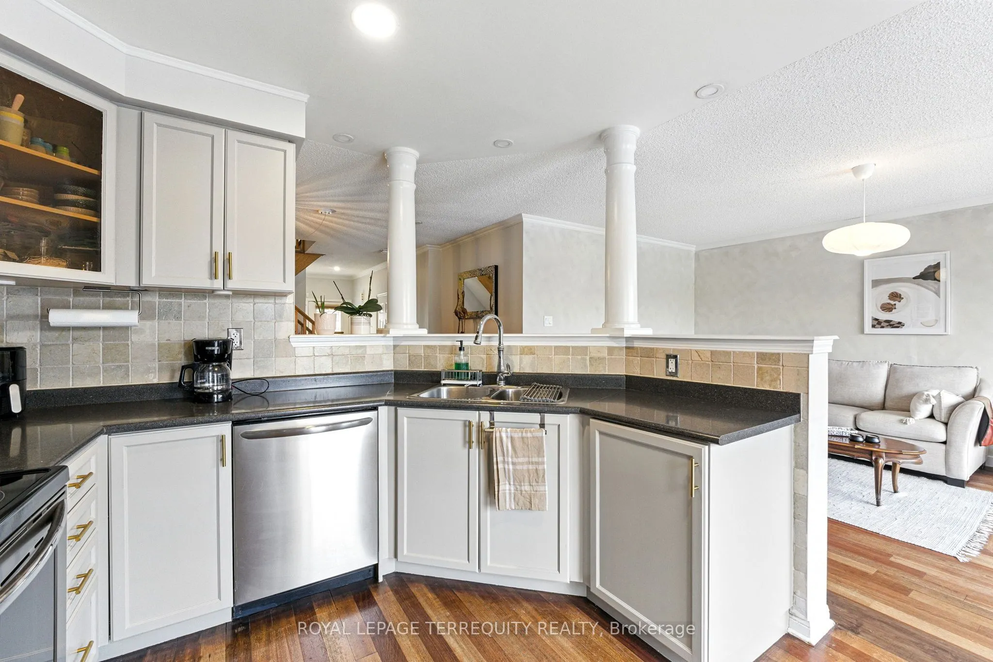 1117 Riddell Crescent