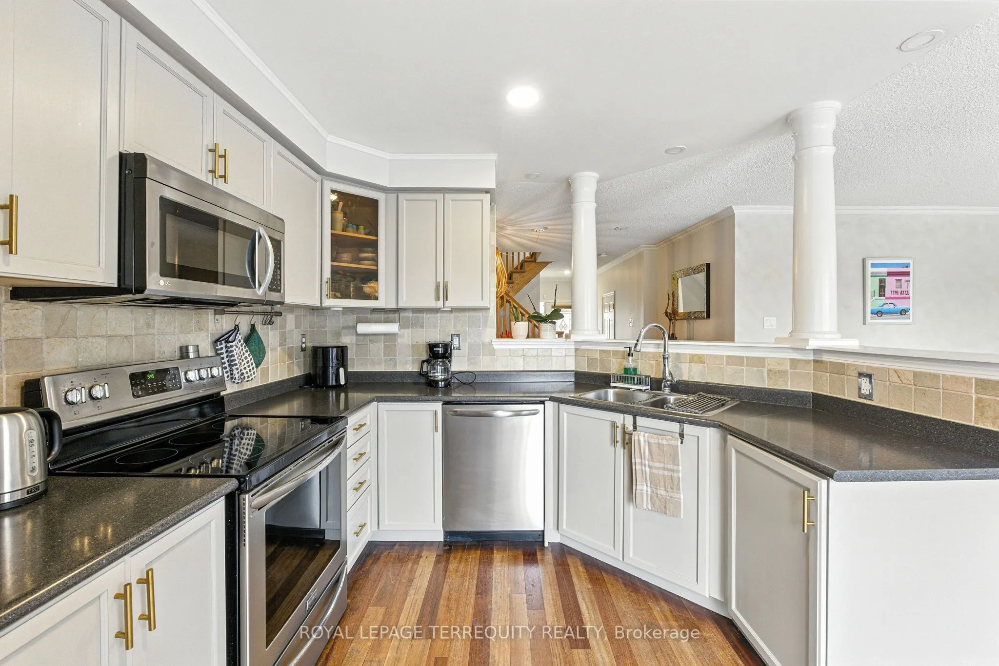 1117 Riddell Crescent