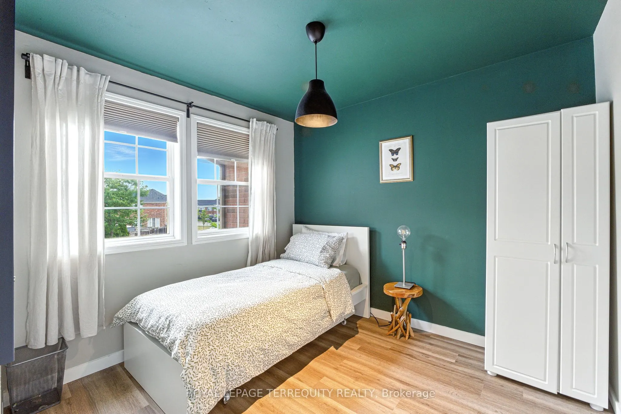 1117 Riddell Crescent