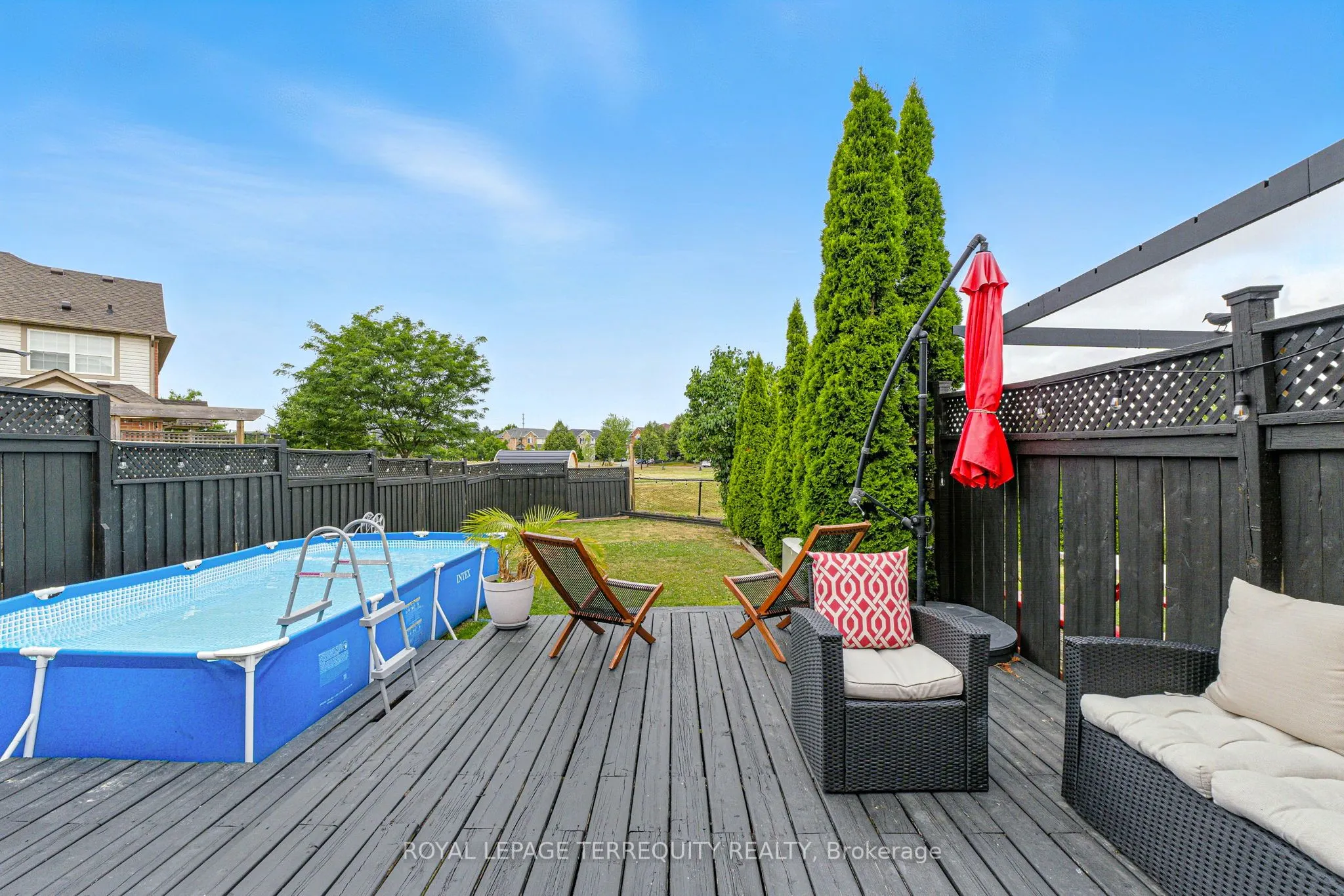1117 Riddell Crescent