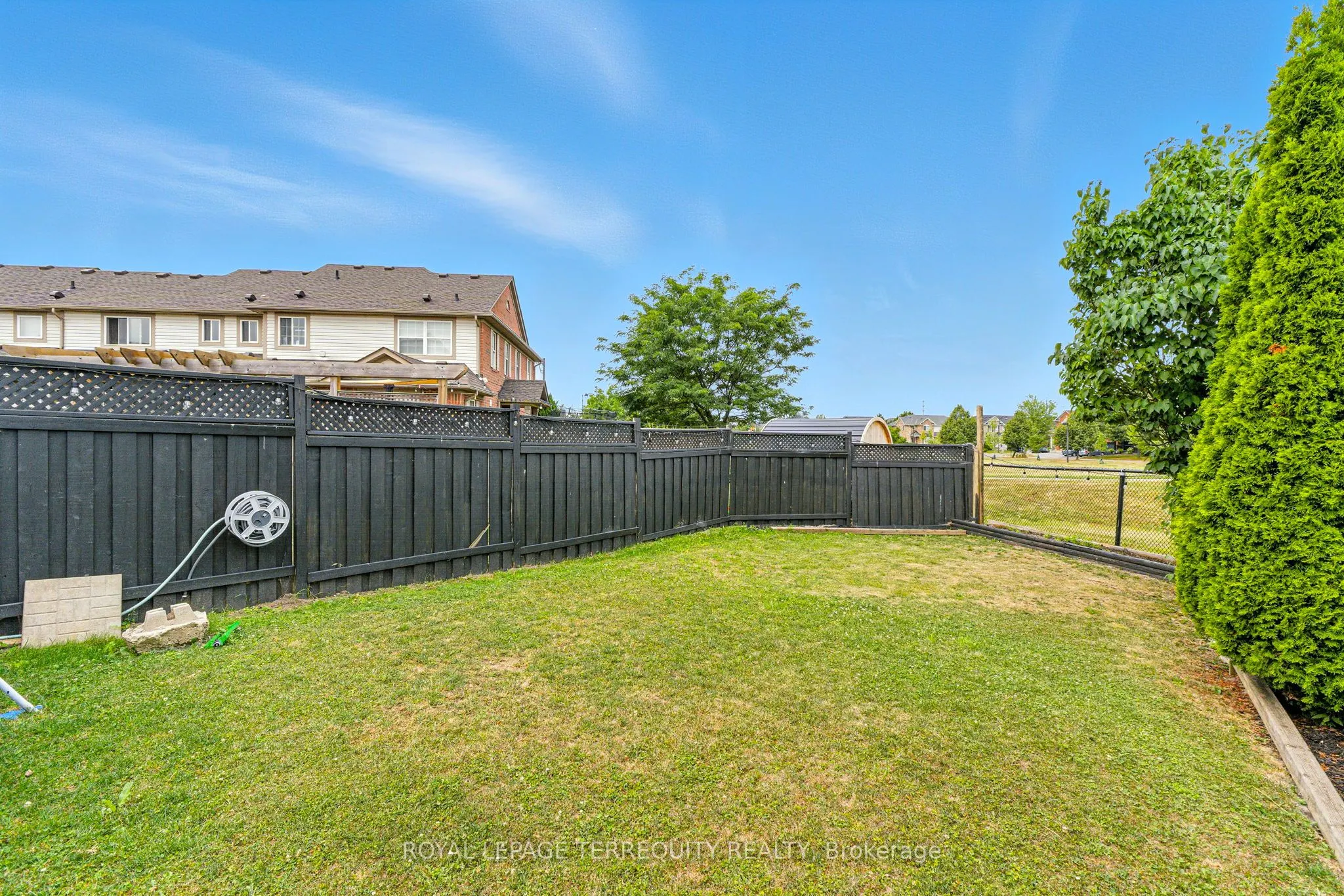 1117 Riddell Crescent