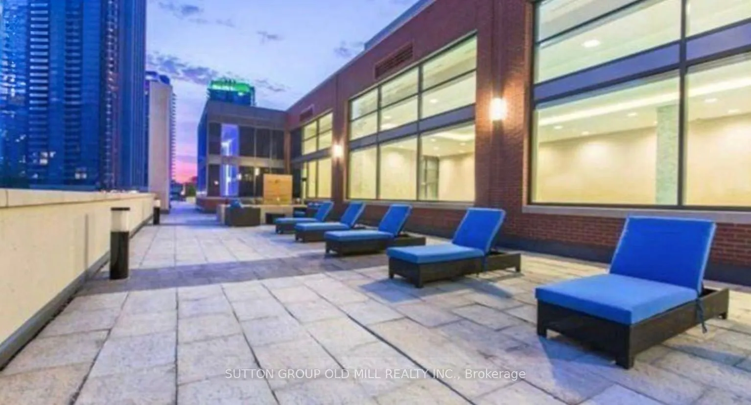 2220 Lakeshore Boulevard W, #4310