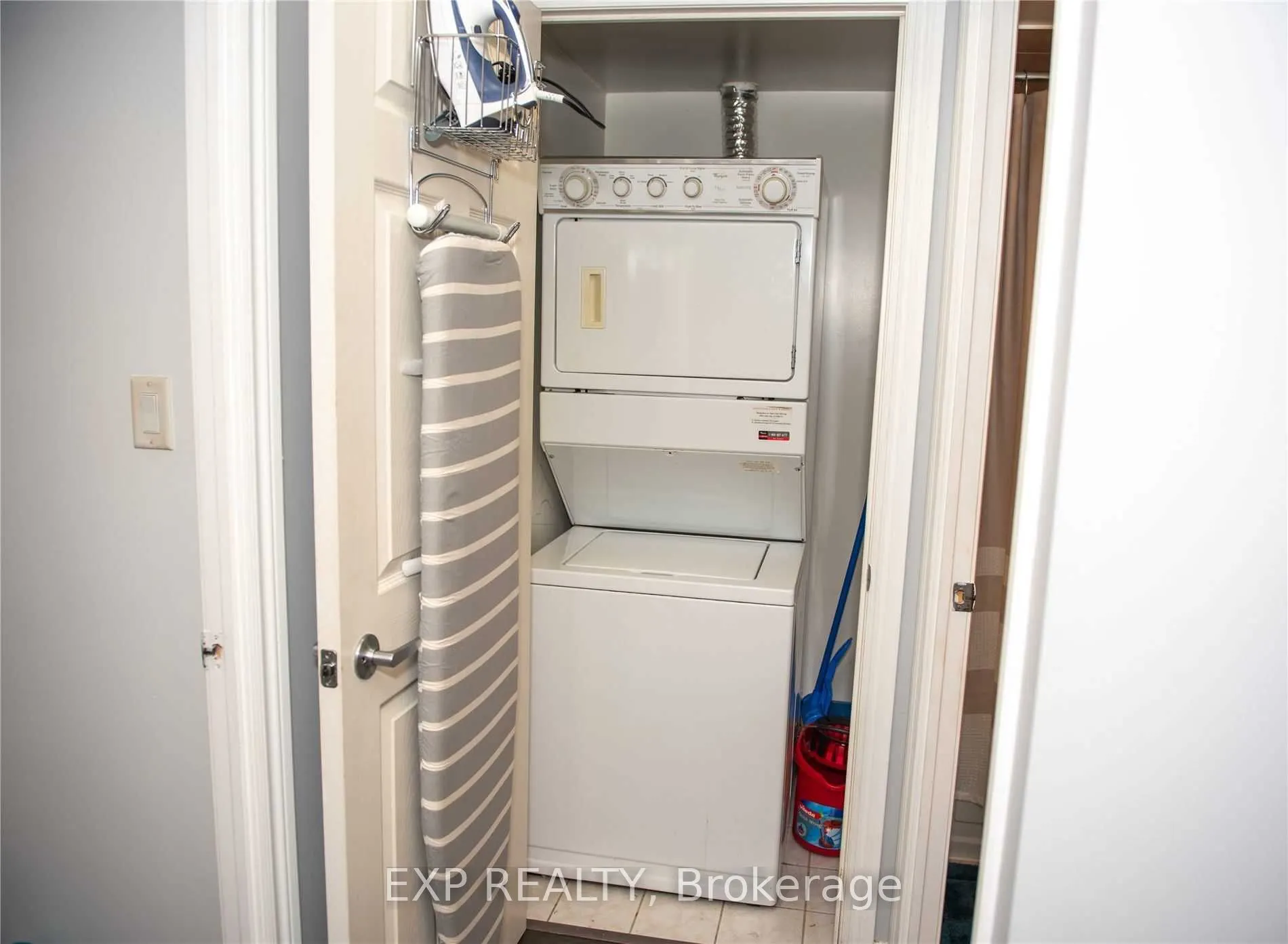 3880 Duke Of York Boulevard, #902
