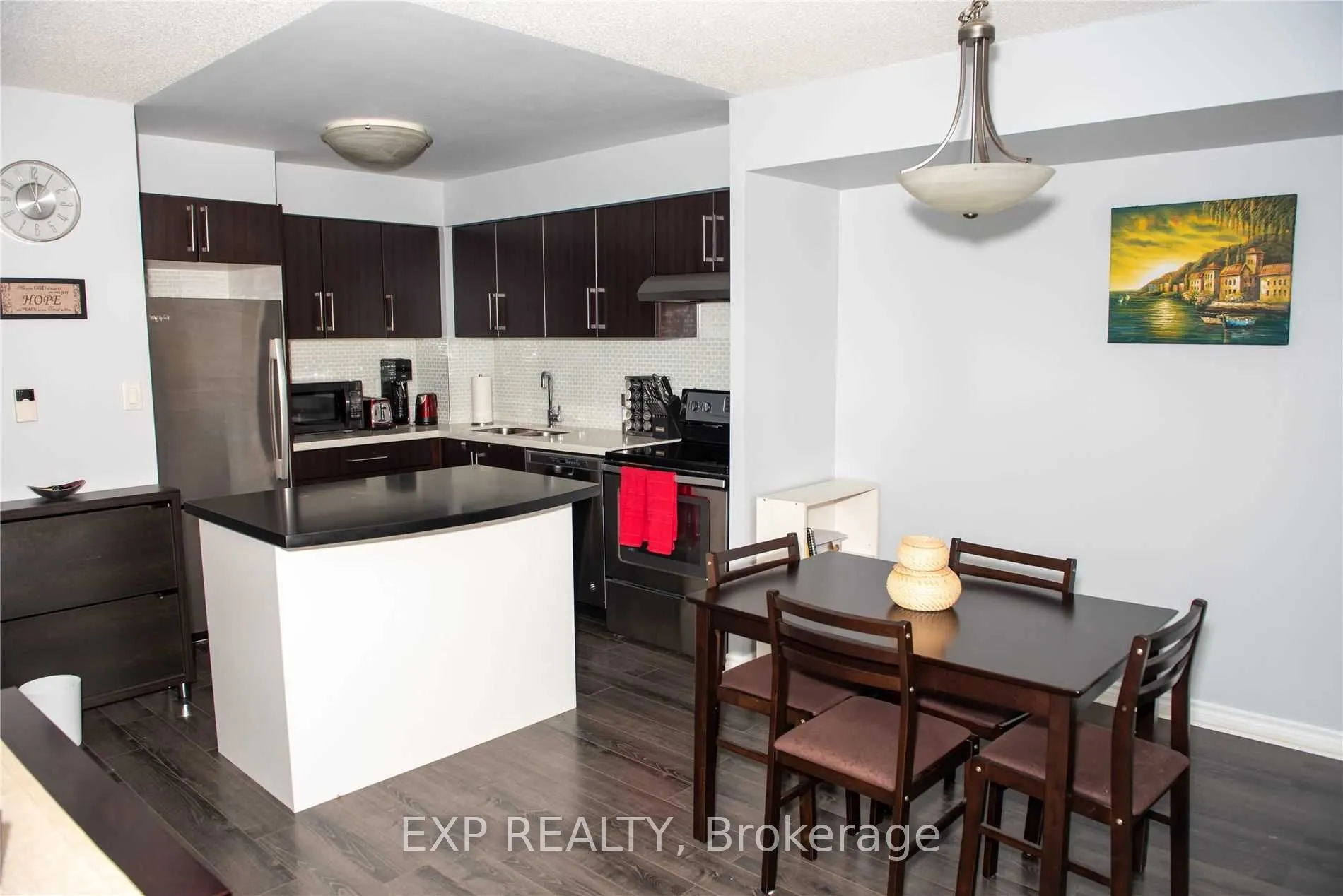 3880 Duke Of York Boulevard, #902