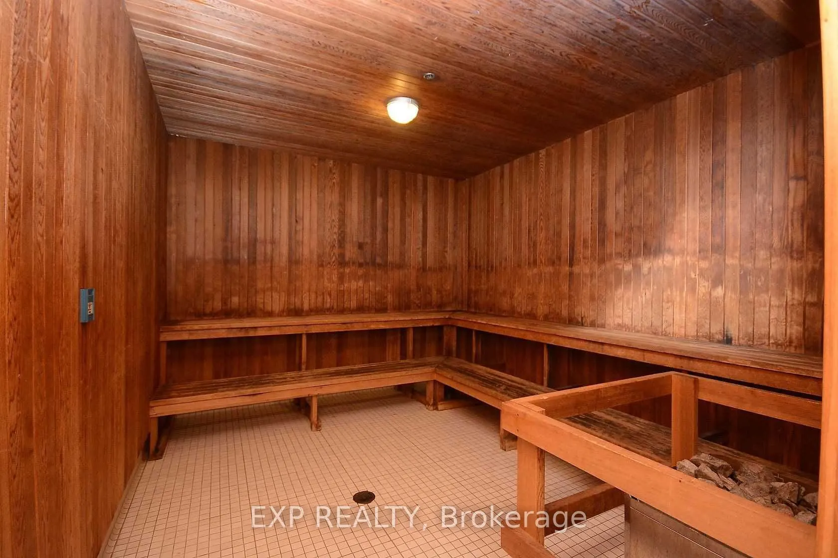 3880 Duke Of York Boulevard, #902