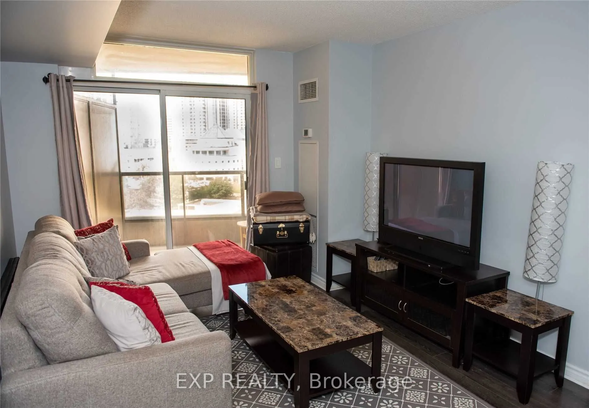 3880 Duke Of York Boulevard, #902