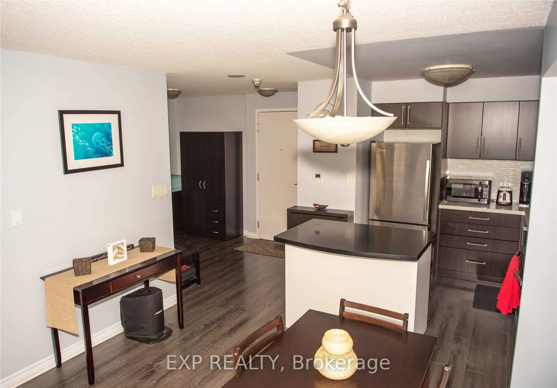 3880 Duke Of York Boulevard, #902