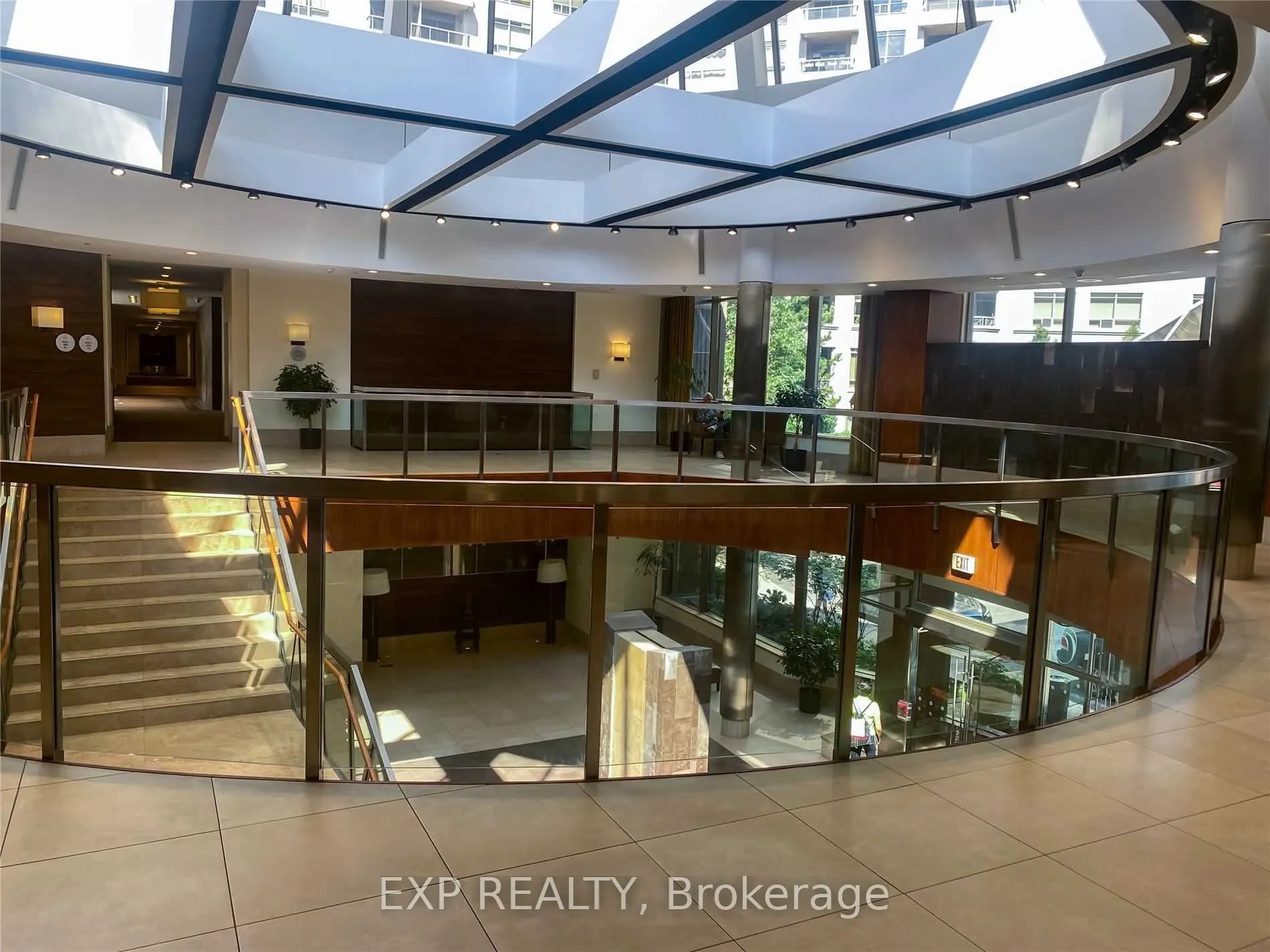 3880 Duke Of York Boulevard, #902