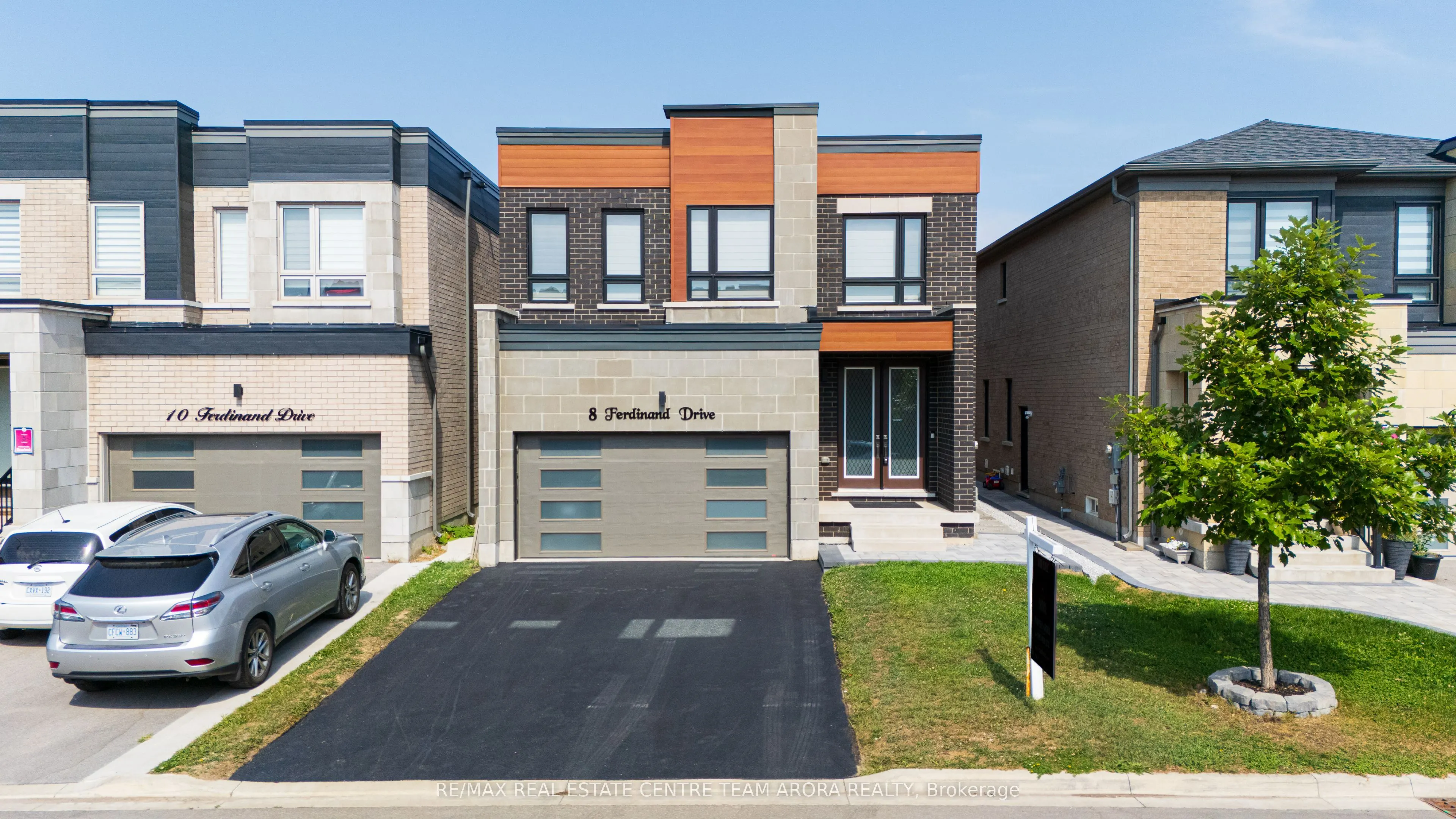 8 Ferdinand Drive