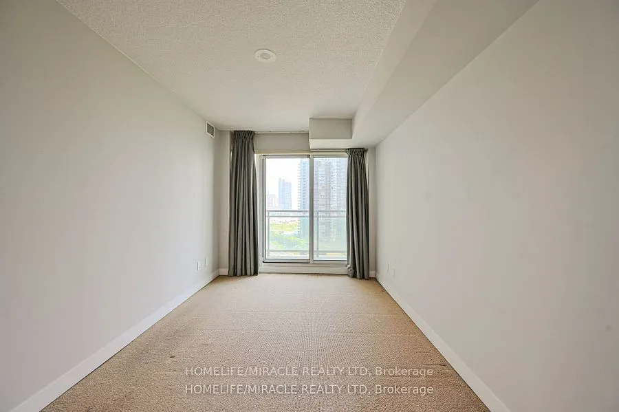 155 Legion Road N, #1401