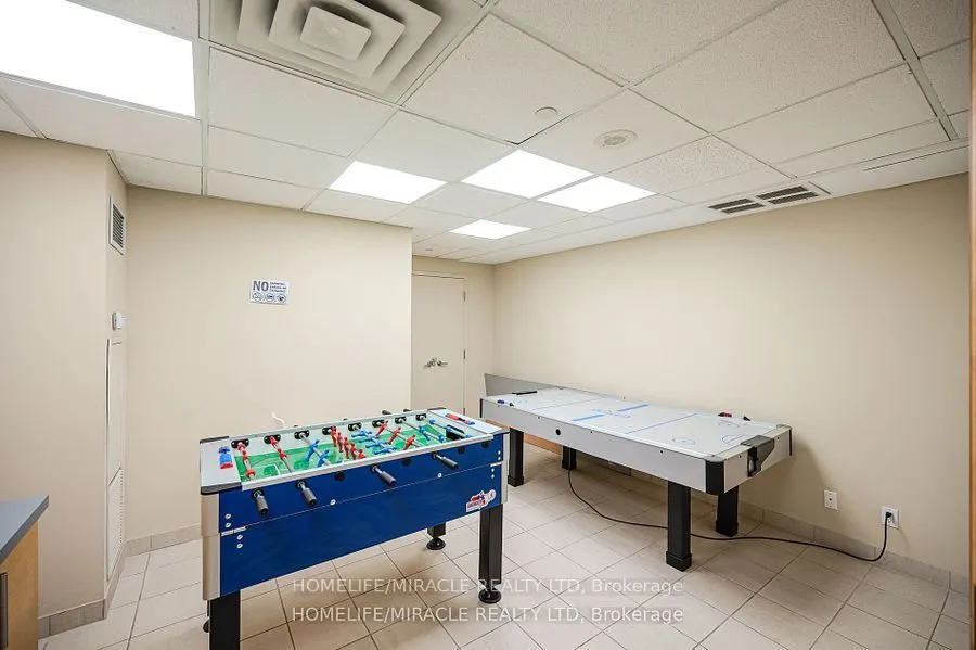 155 Legion Road N, #1401