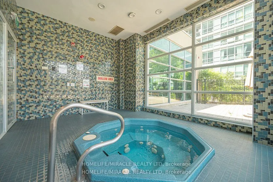 155 Legion Road N, #1401