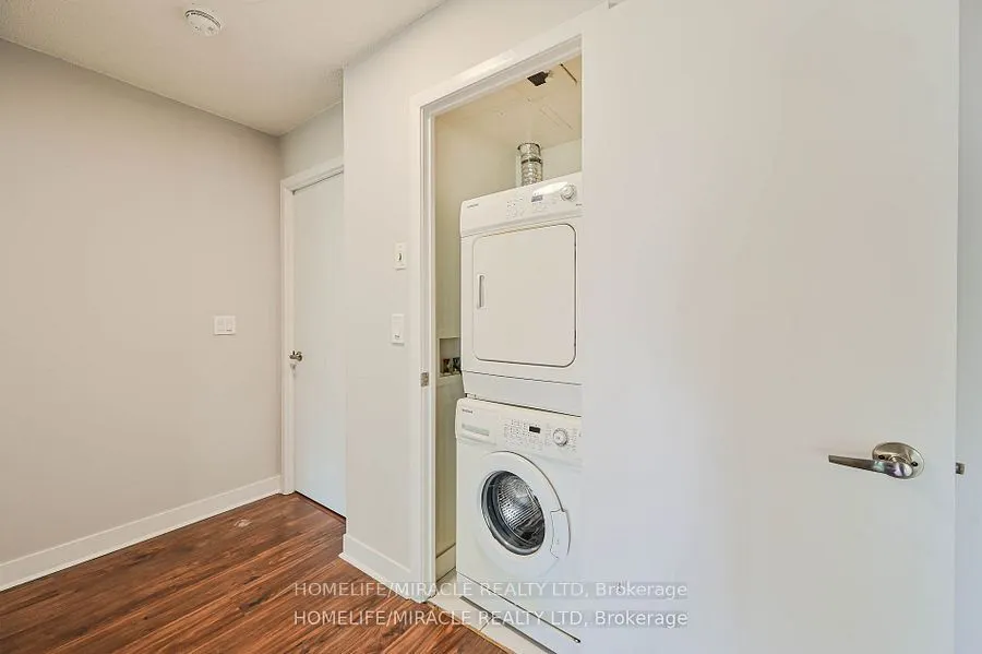 155 Legion Road N, #1401