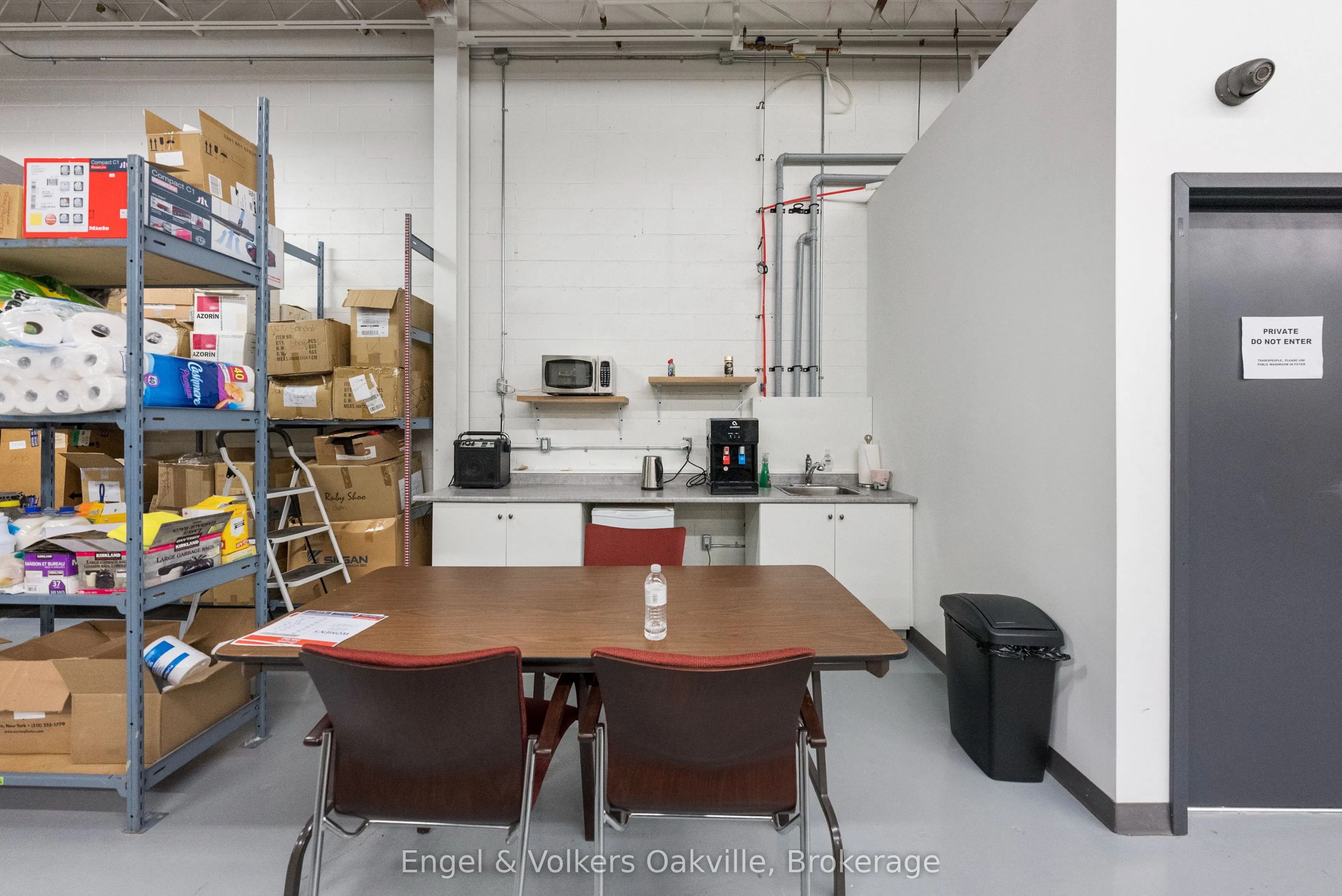 755 Queensway E, #8