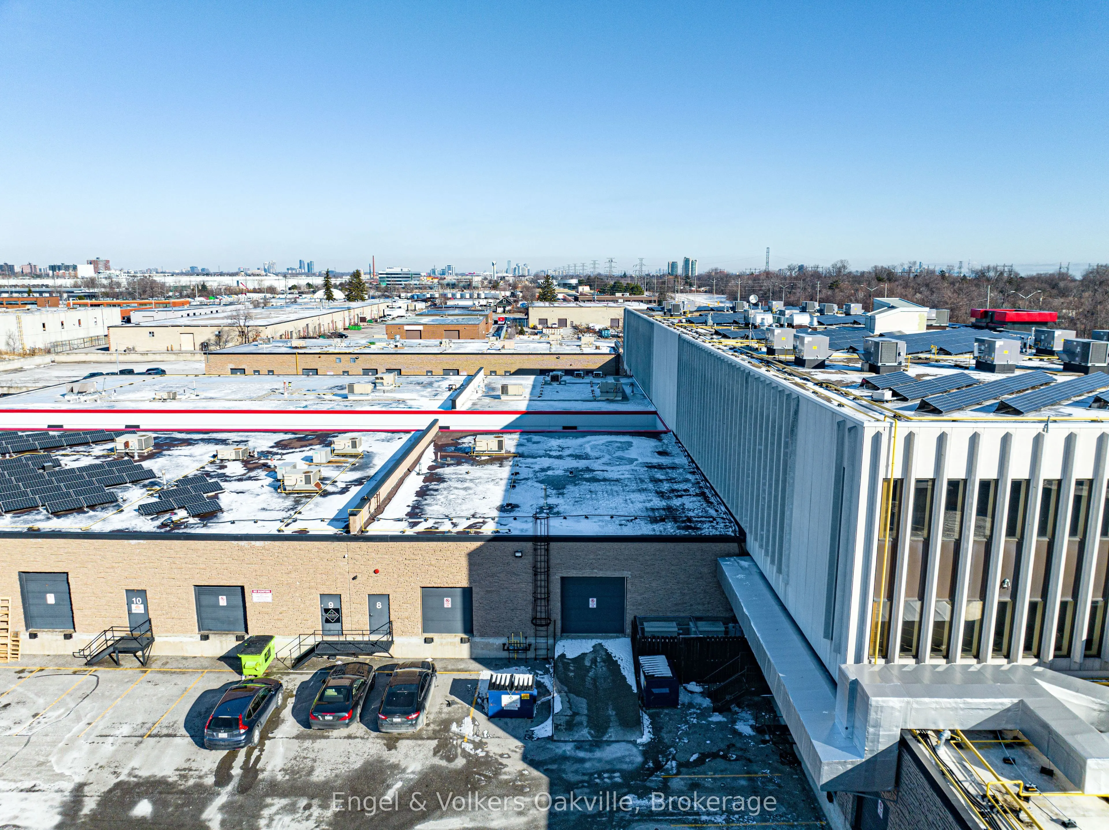 755 Queensway E, #8