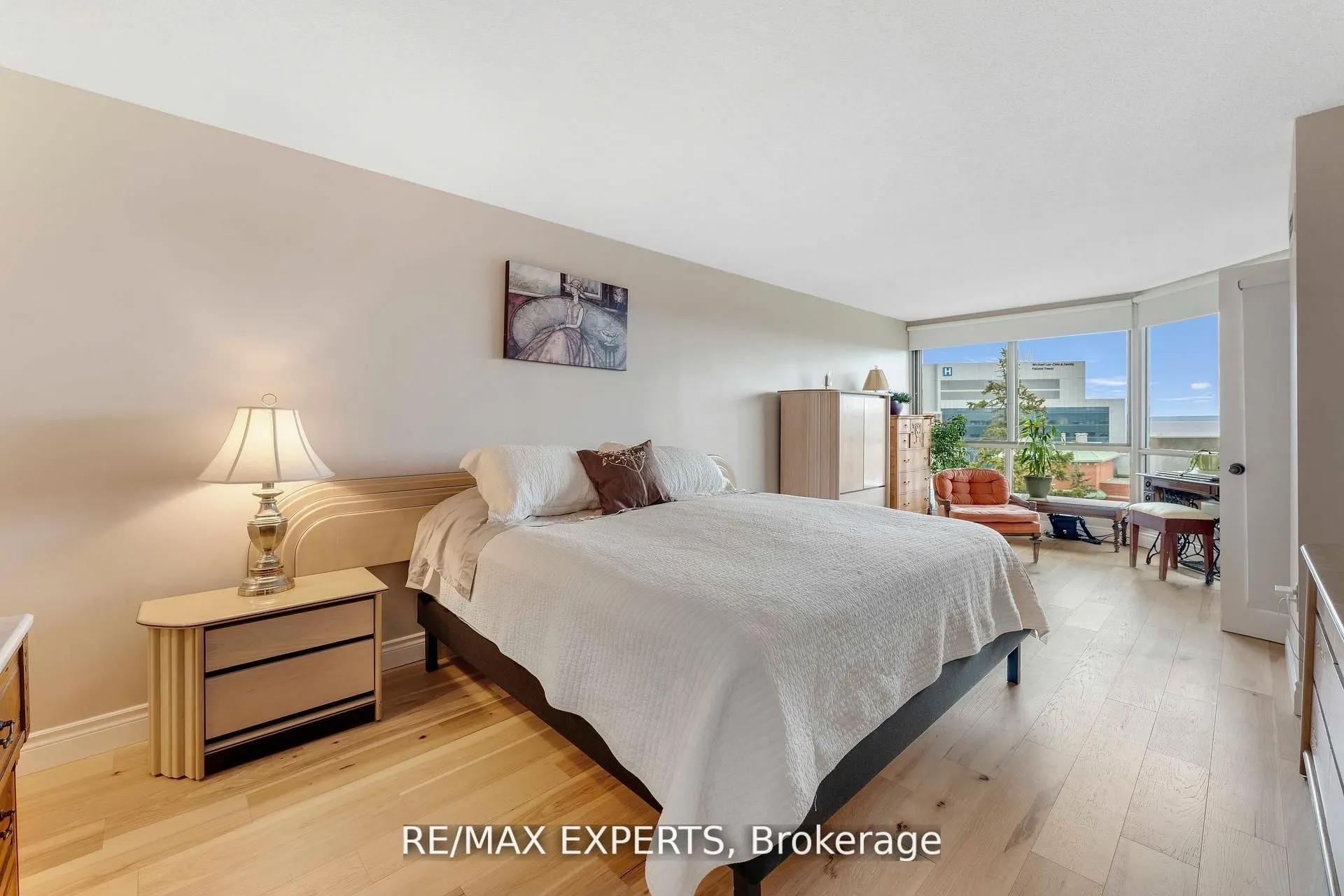 1201 North Shore Boulevard E, #809