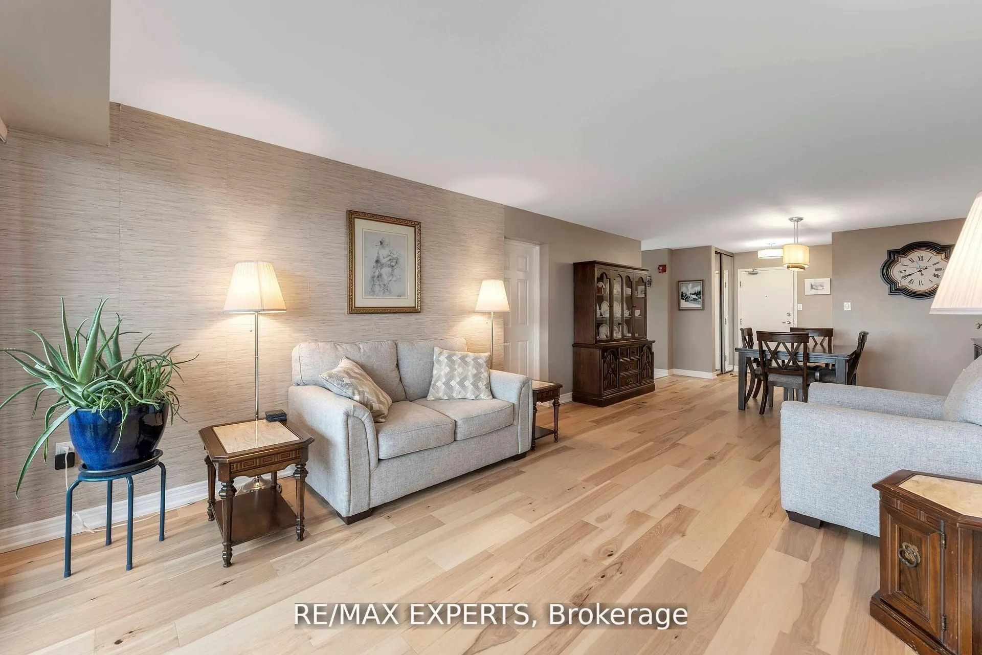 1201 North Shore Boulevard E, #809