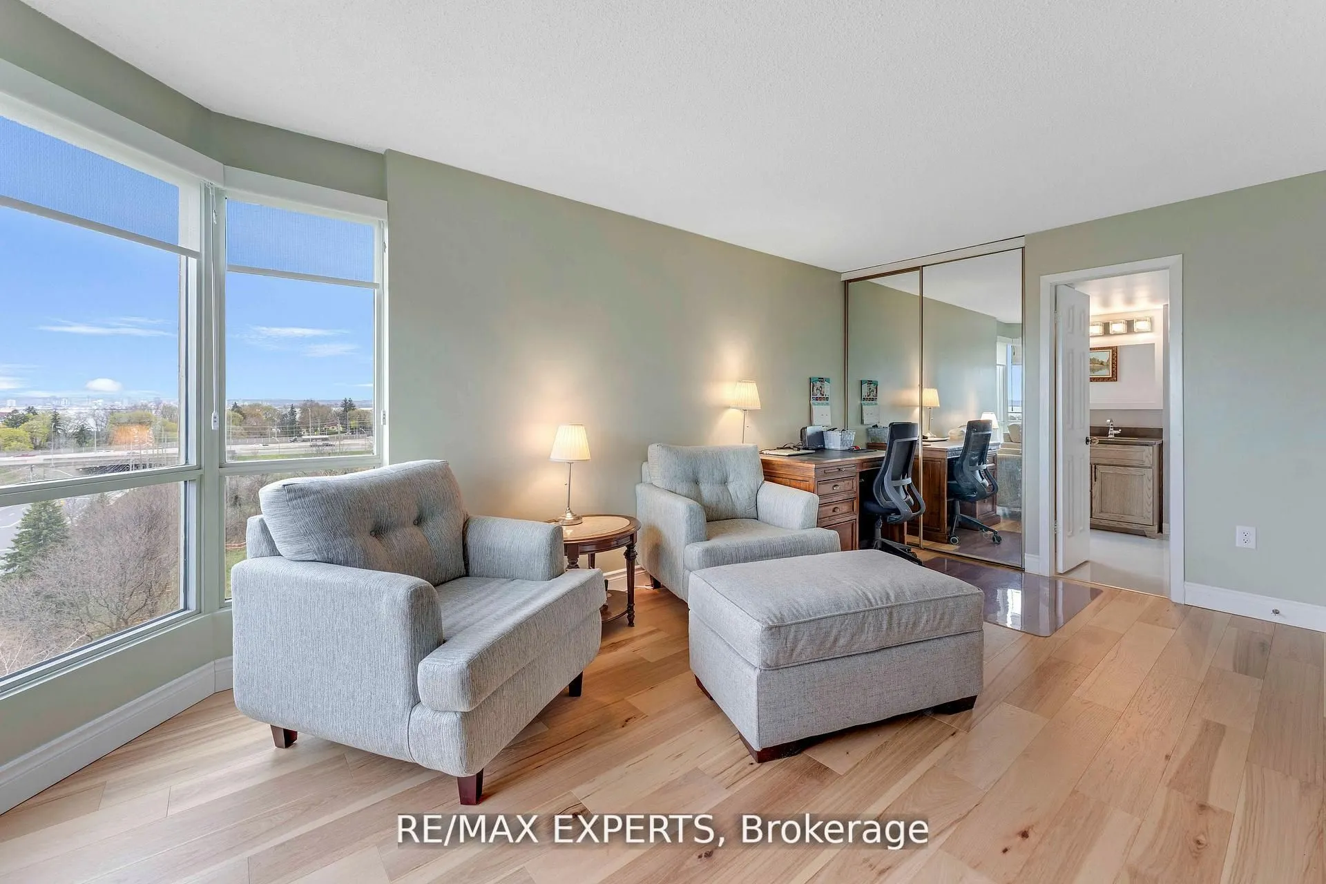 1201 North Shore Boulevard E, #809