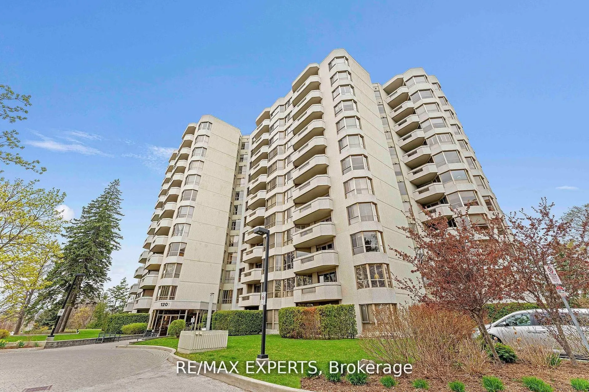 1201 North Shore Boulevard E, #809