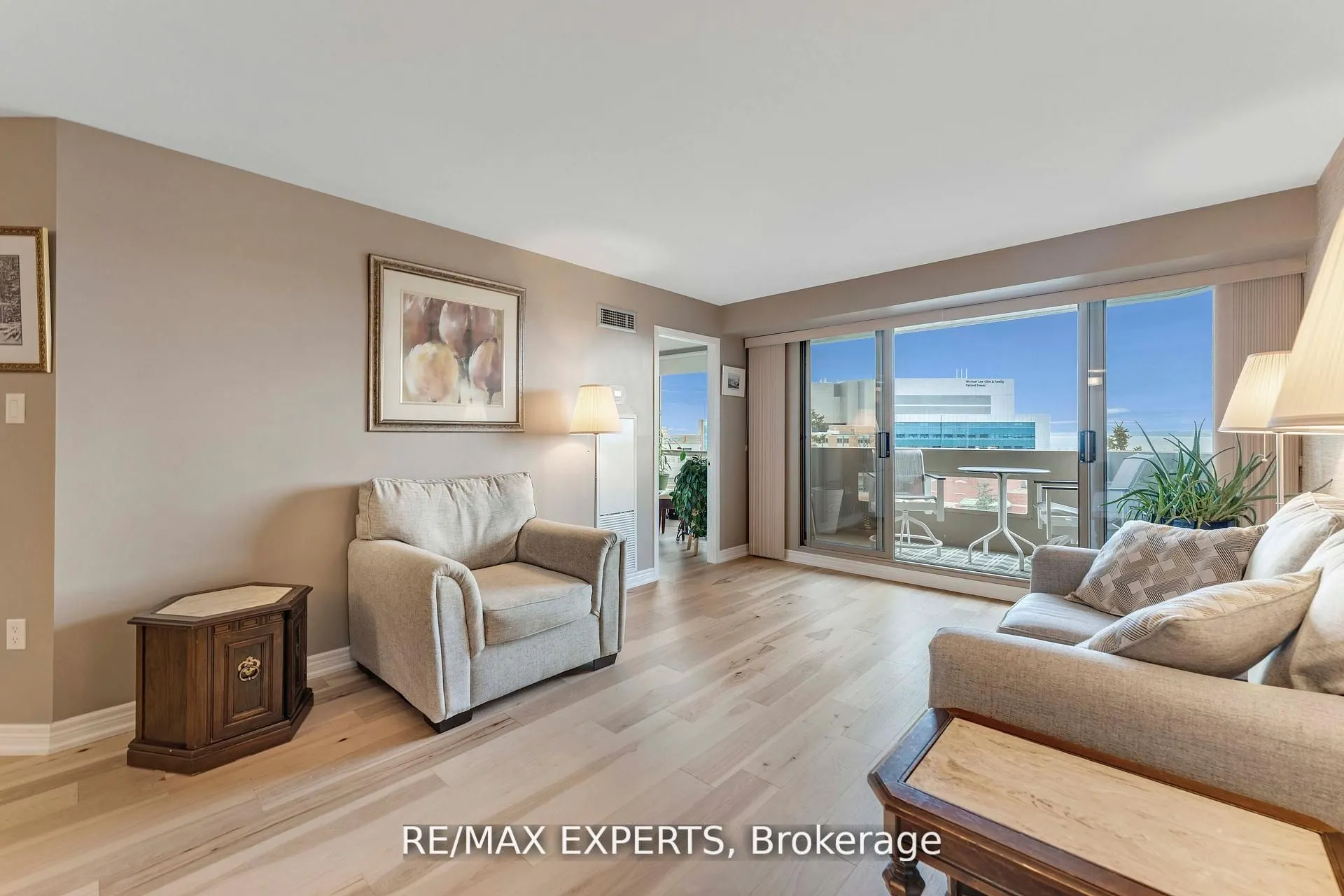 1201 North Shore Boulevard E, #809