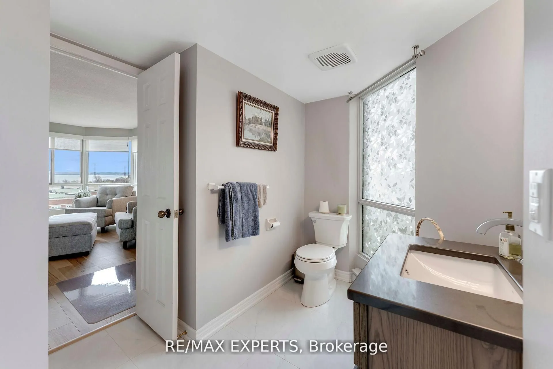 1201 North Shore Boulevard E, #809