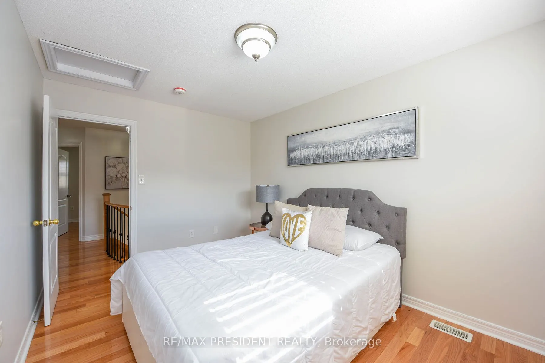 39 Pantomine Boulevard
