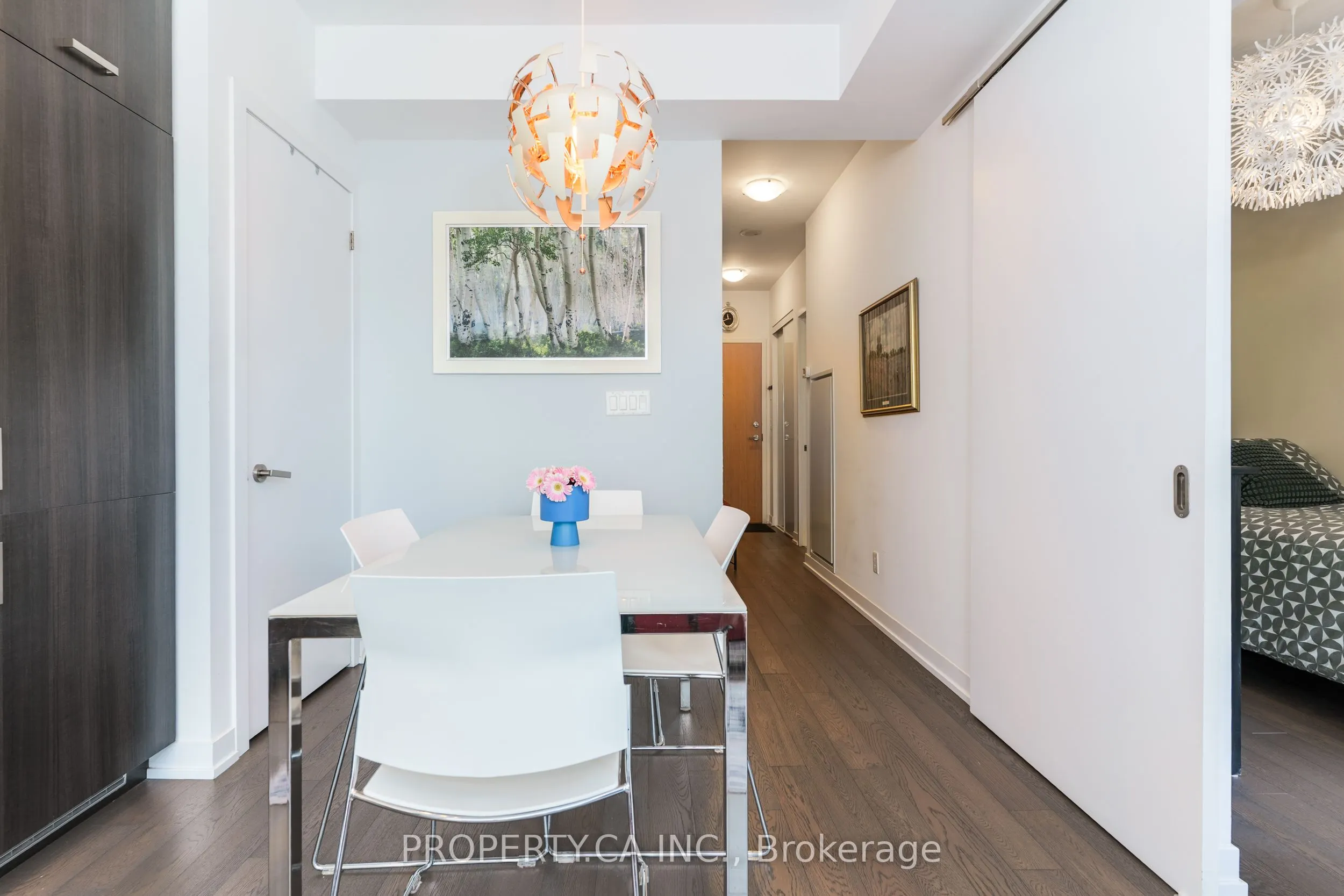 36 Howard Park Avenue, #207