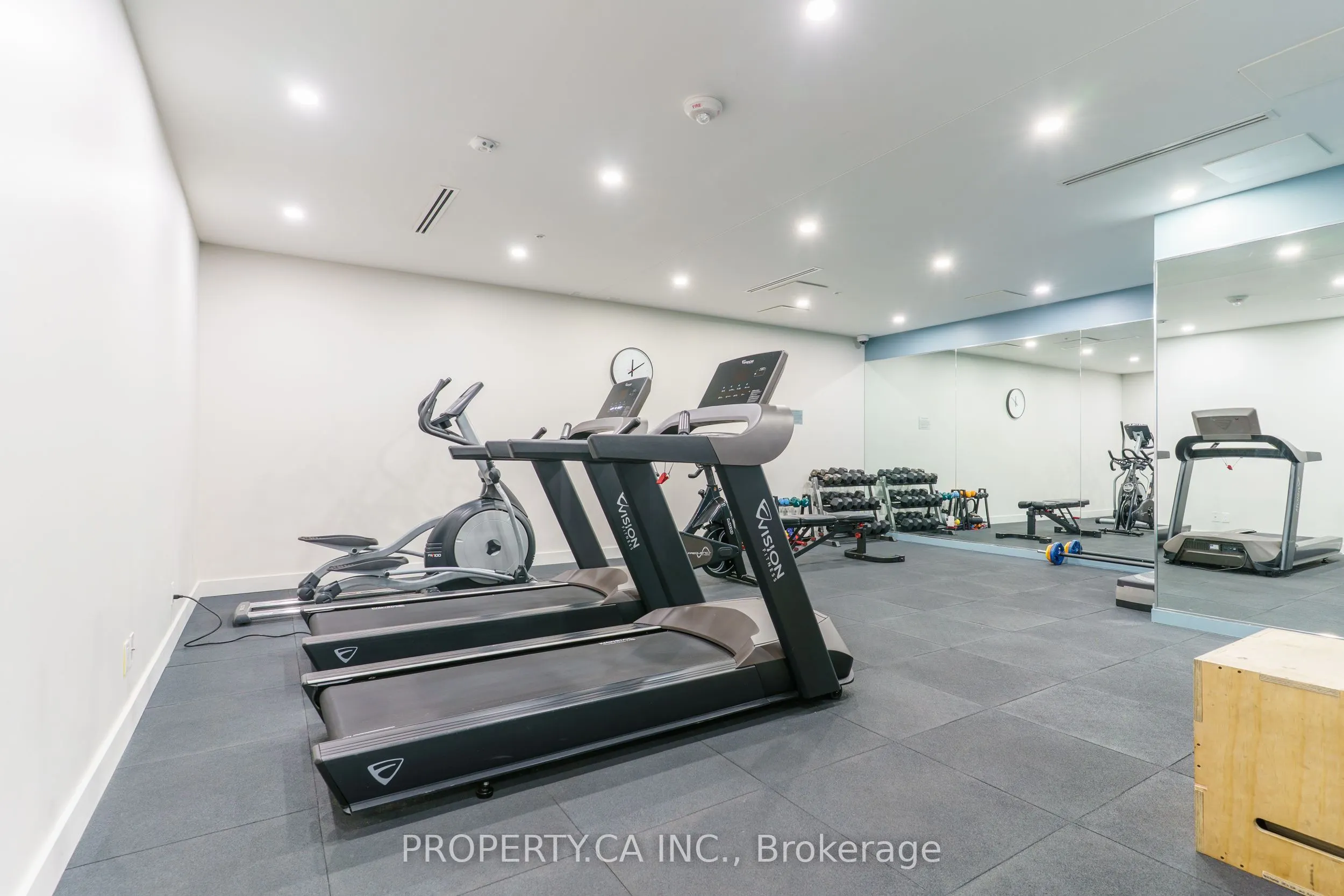 36 Howard Park Avenue, #207