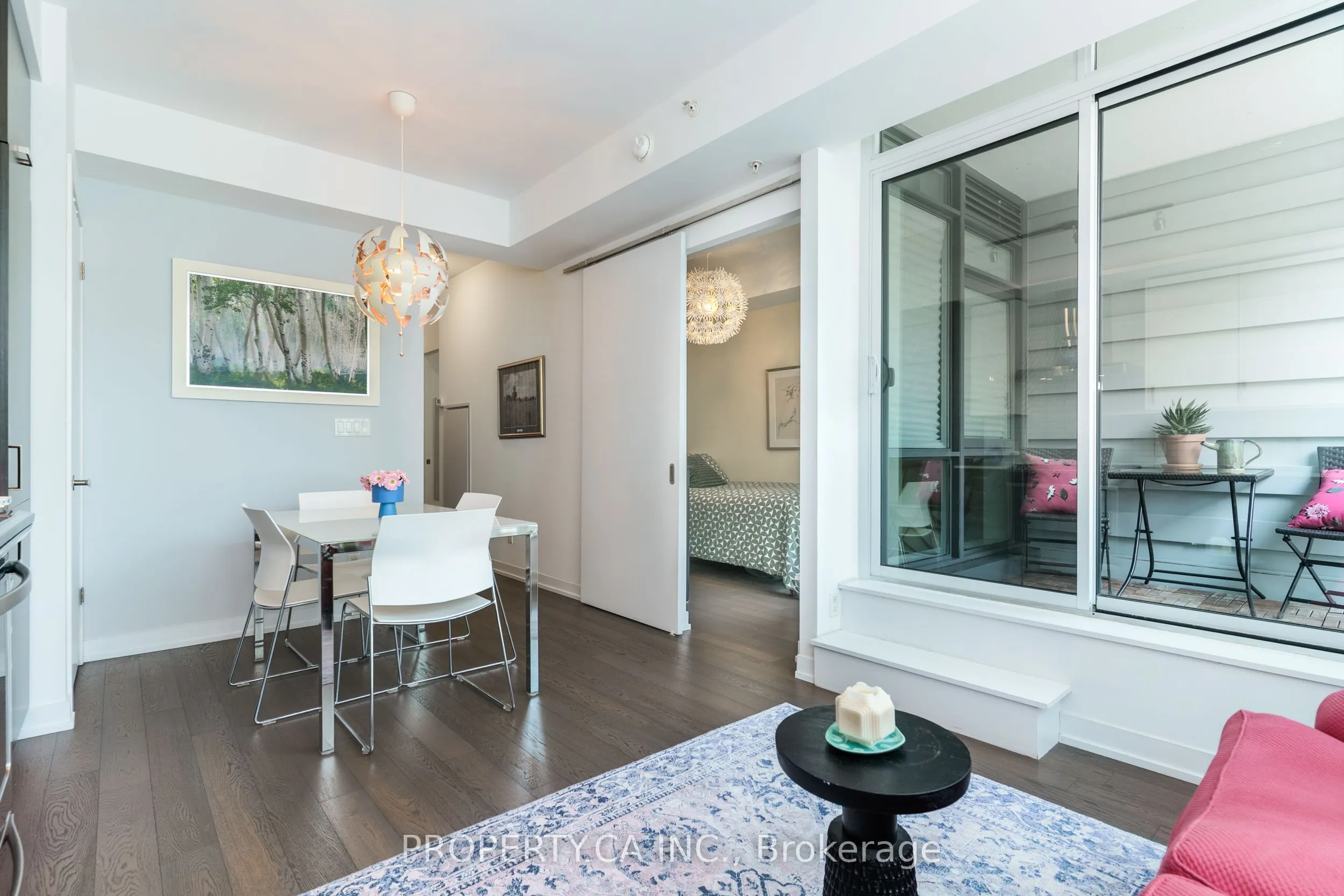 36 Howard Park Avenue, #207