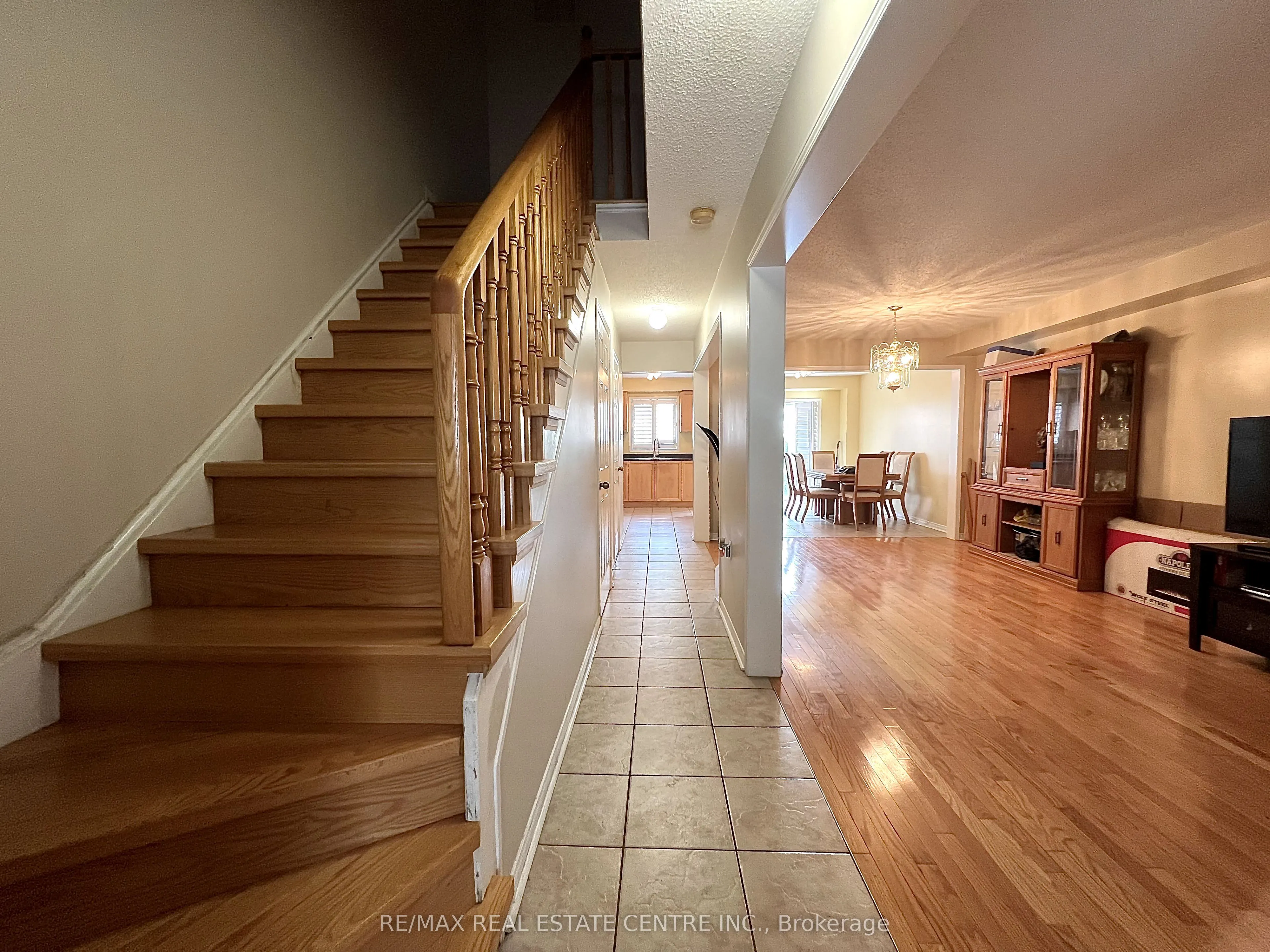 77 Zia Dodda Crescent