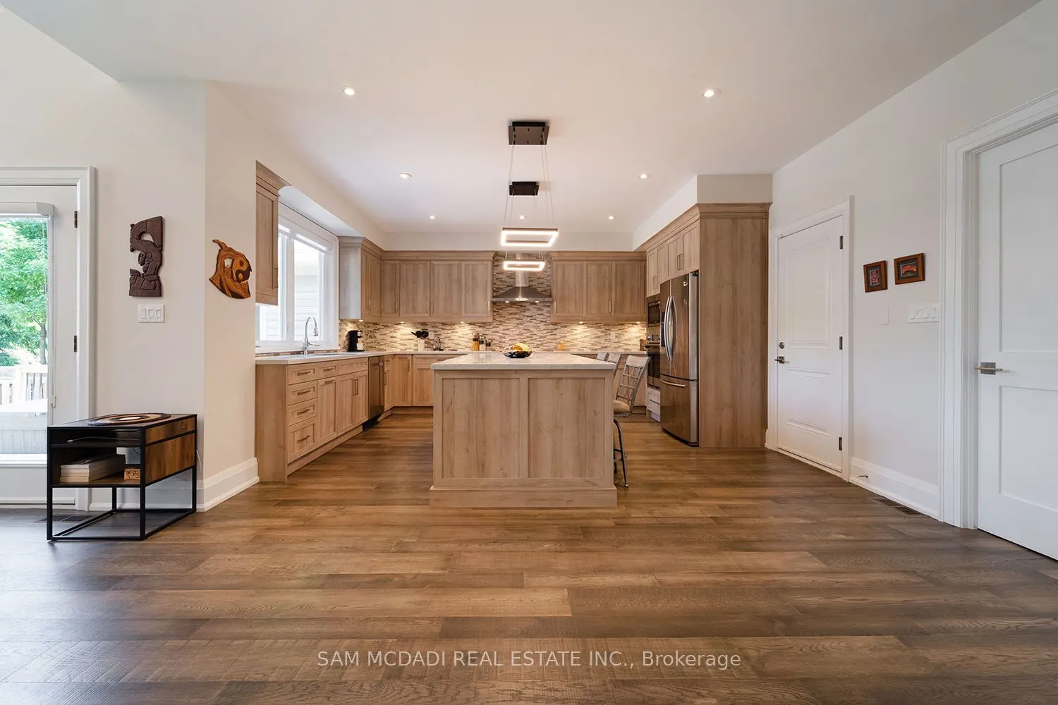 2163 Deyncourt Drive