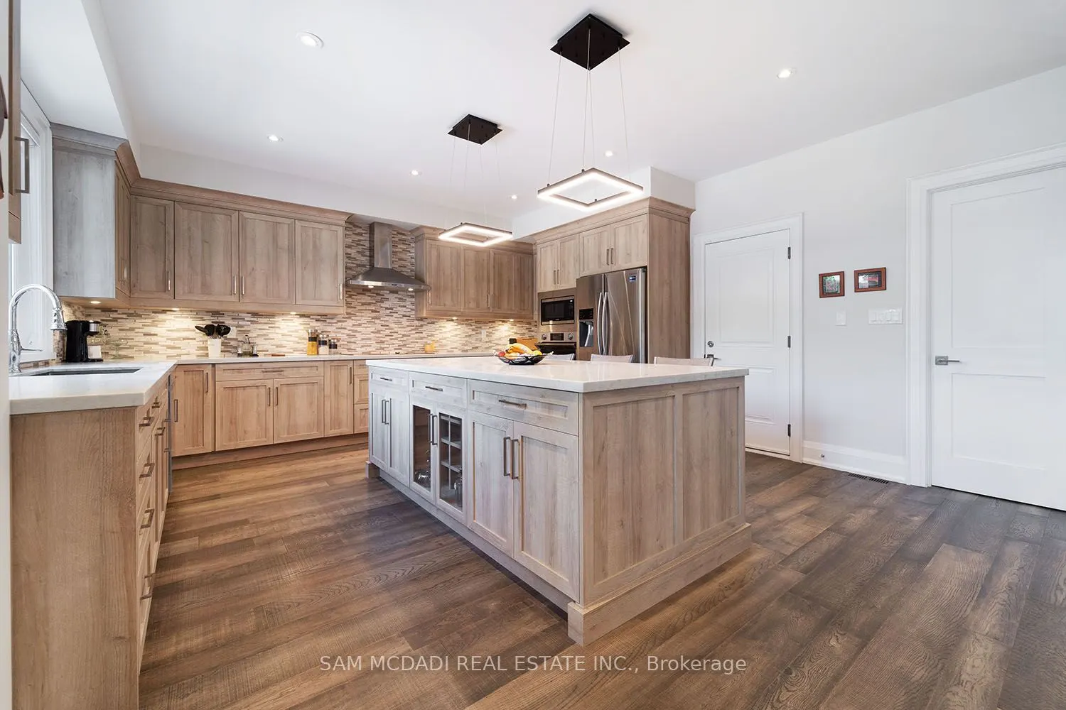 2163 Deyncourt Drive