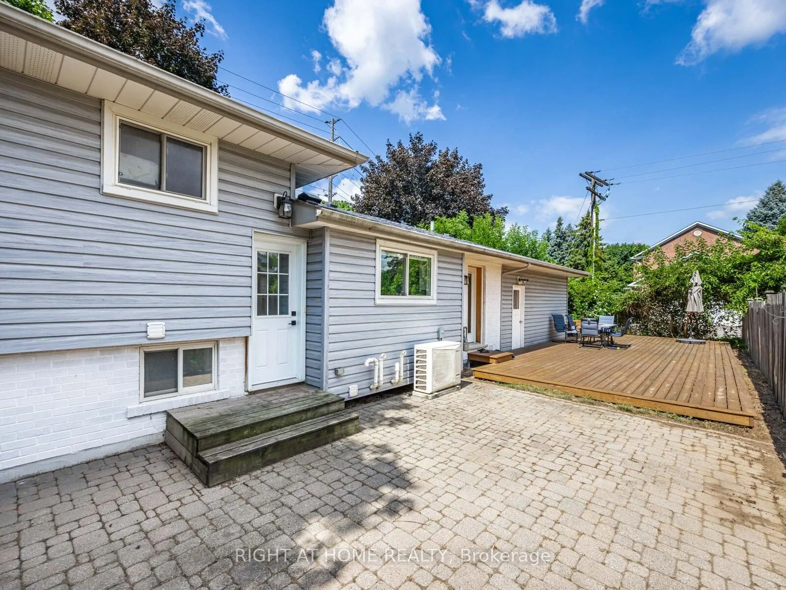 883 FRANCIS Road