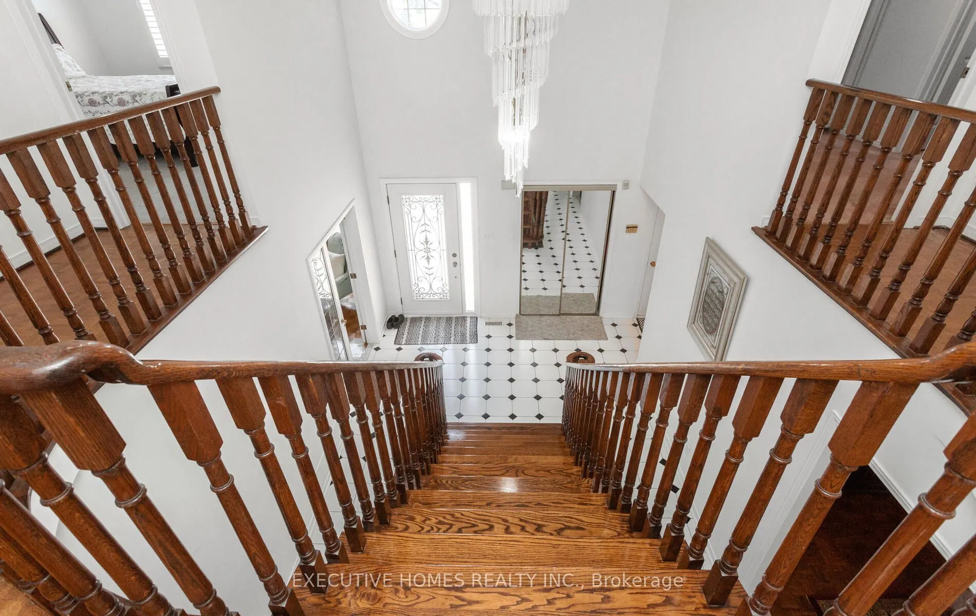 5489 Glen Erin Drive