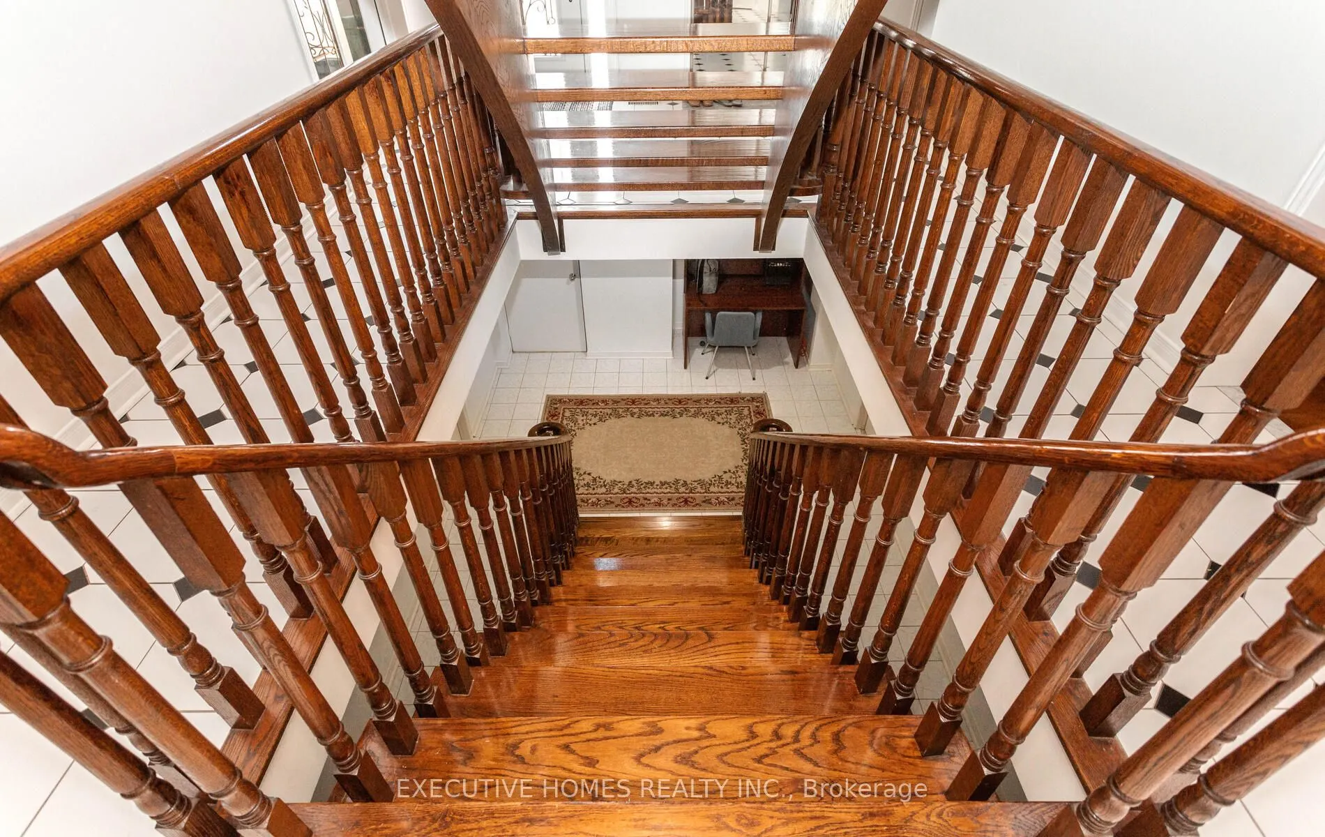 5489 Glen Erin Drive