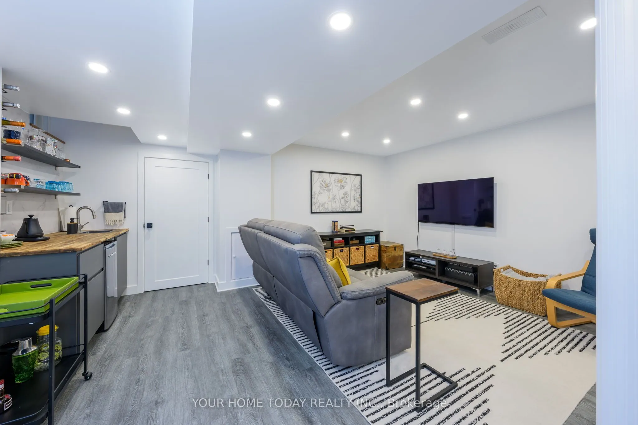 50 Donna Drive