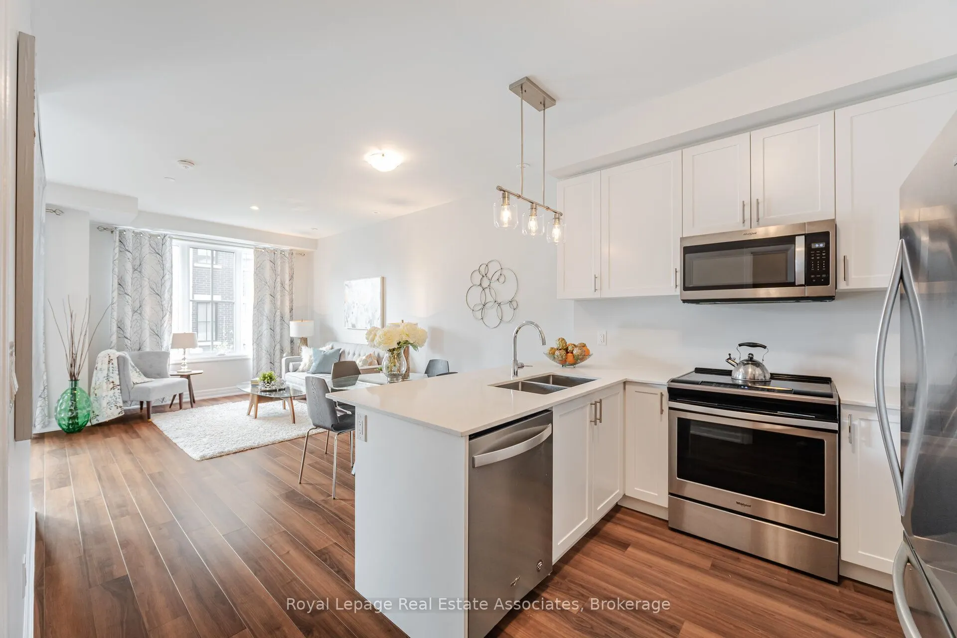 665 Cricklewood Drive, #728