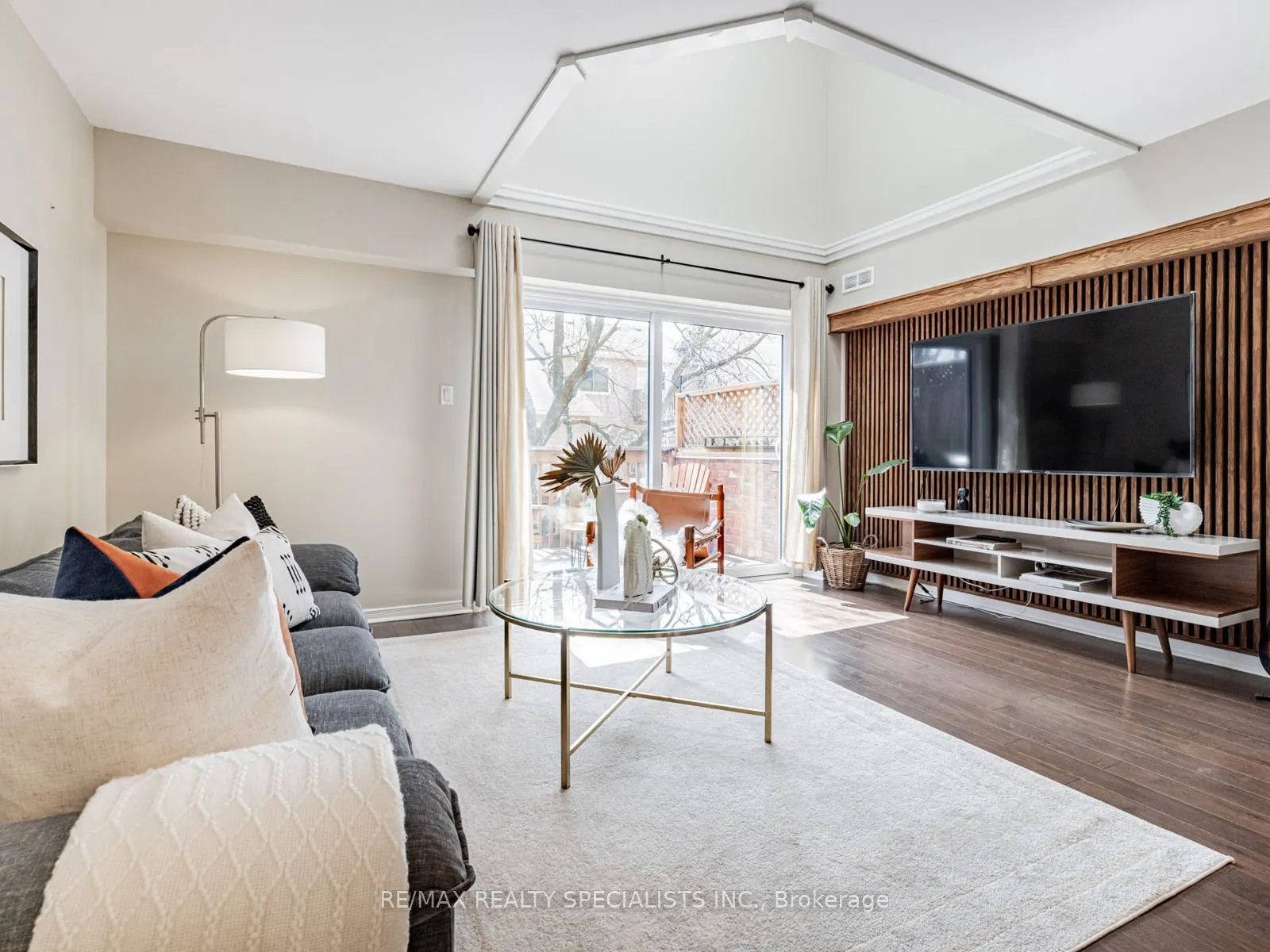 2055 WALKERS Line, #227