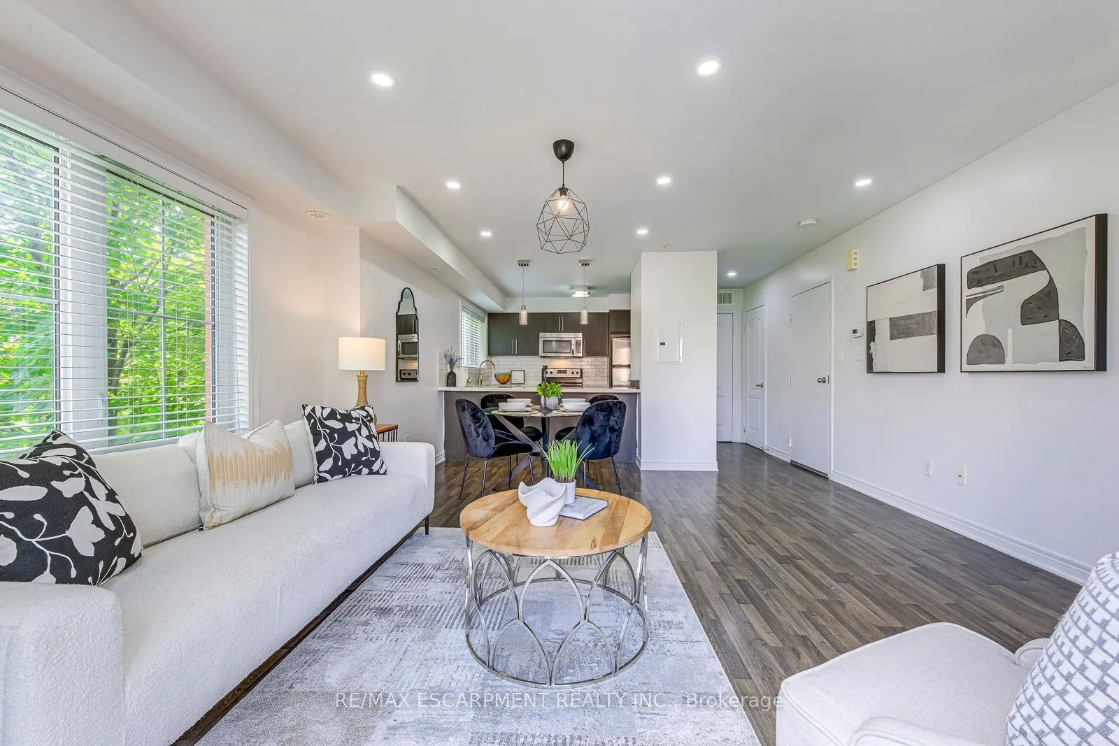 2468 Post Road, #22