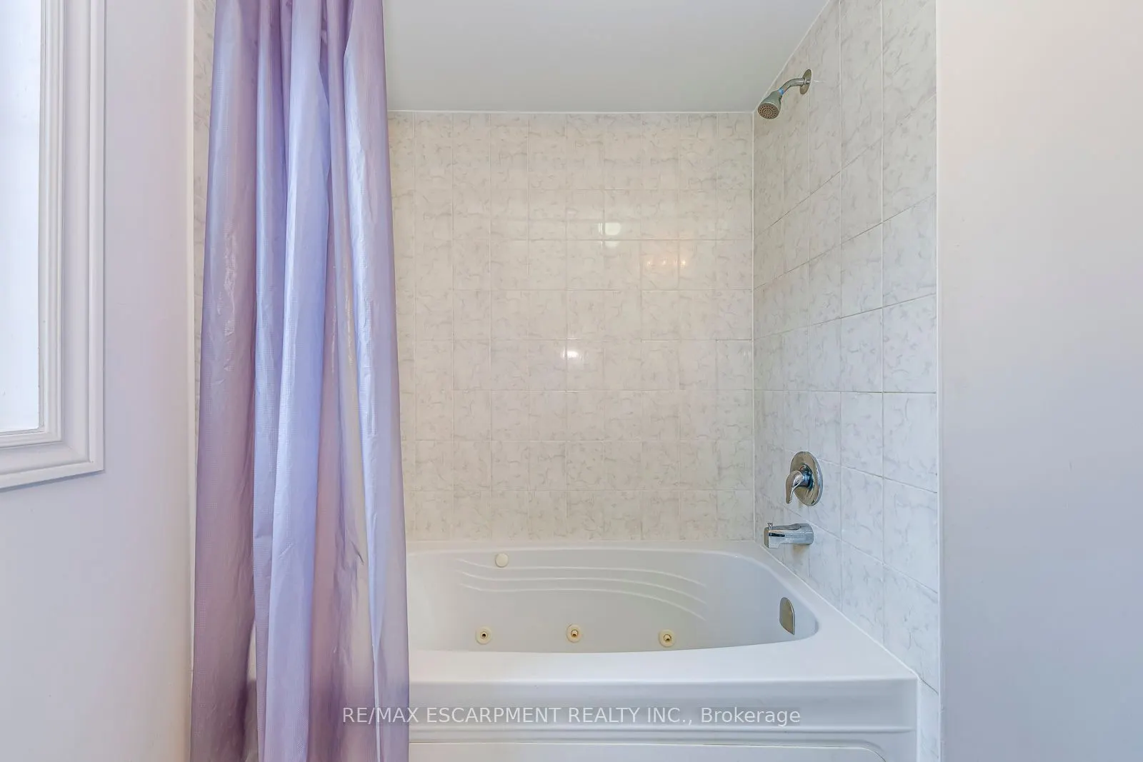 2468 Post Road, #22